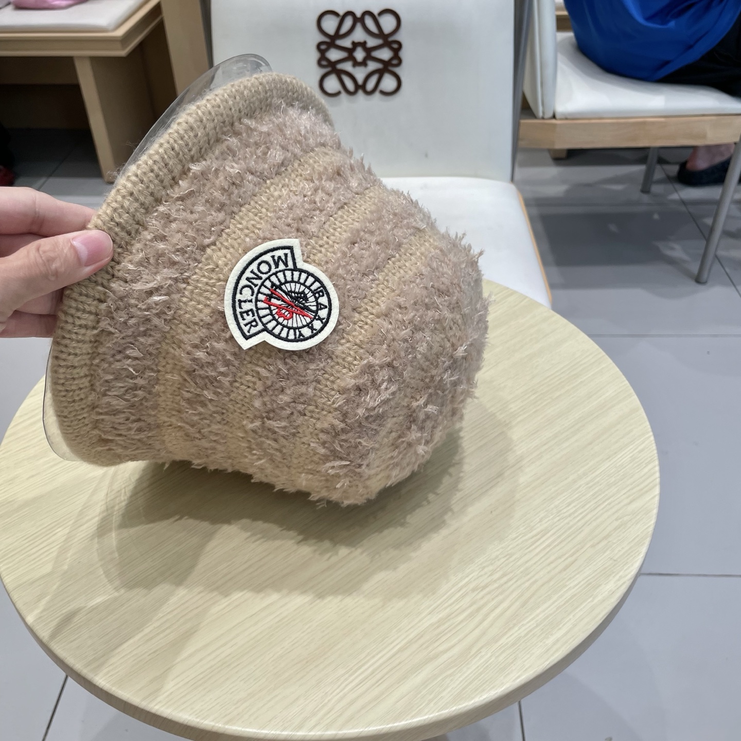  蒙口【MONCELER新款毛绒大头围水桶帽女秋冬韩版可爱百搭显脸小保暖条纹渔夫帽子