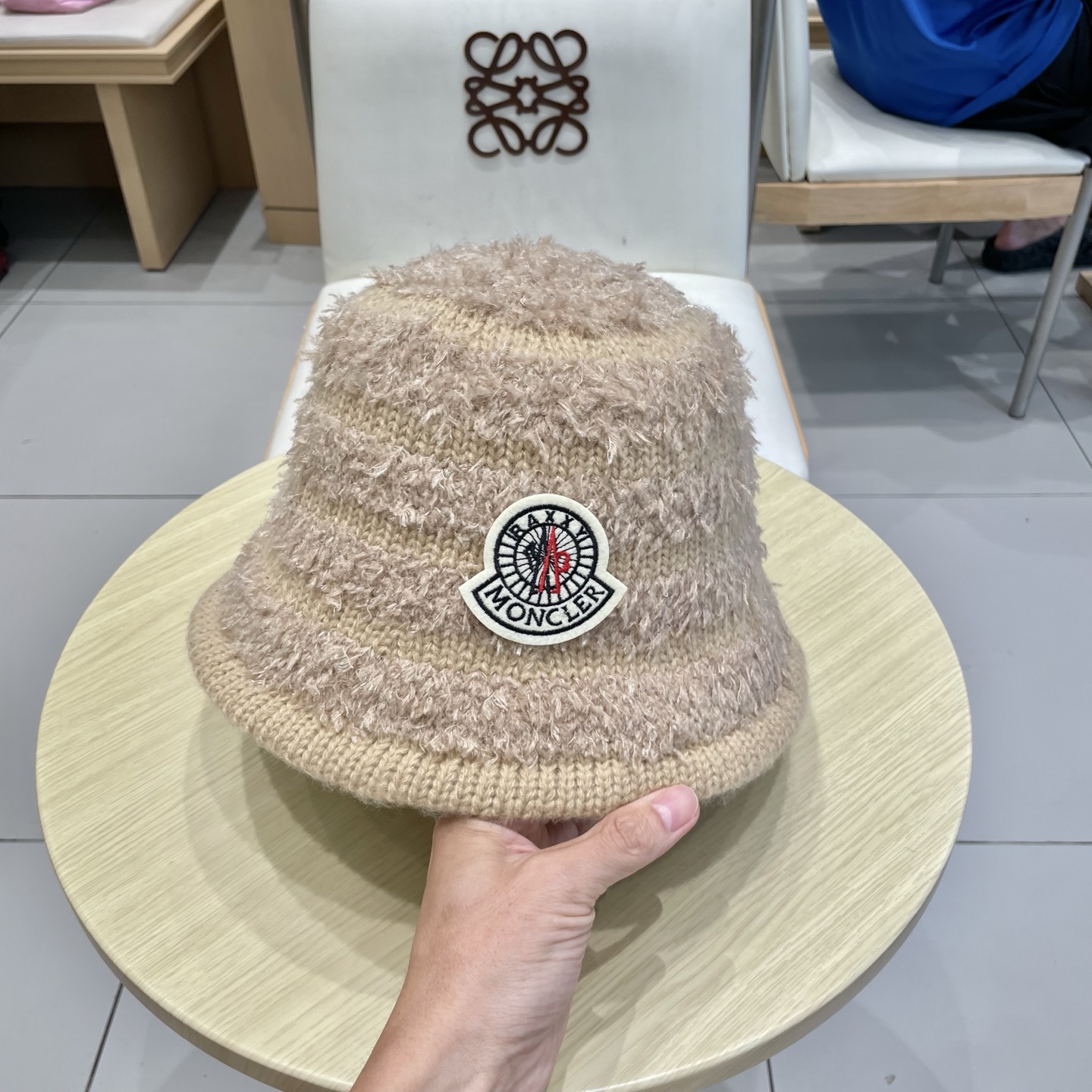  蒙口【MONCELER新款毛绒大头围水桶帽女秋冬韩版可爱百搭显脸小保暖条纹渔夫帽子