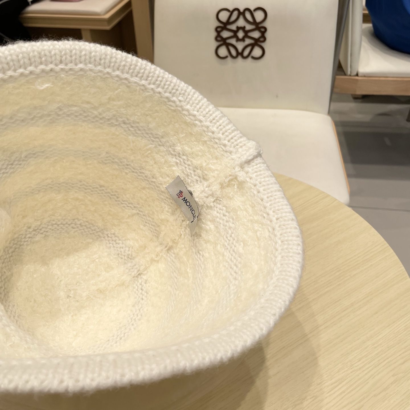  蒙口【MONCELER新款毛绒大头围水桶帽女秋冬韩版可爱百搭显脸小保暖条纹渔夫帽子