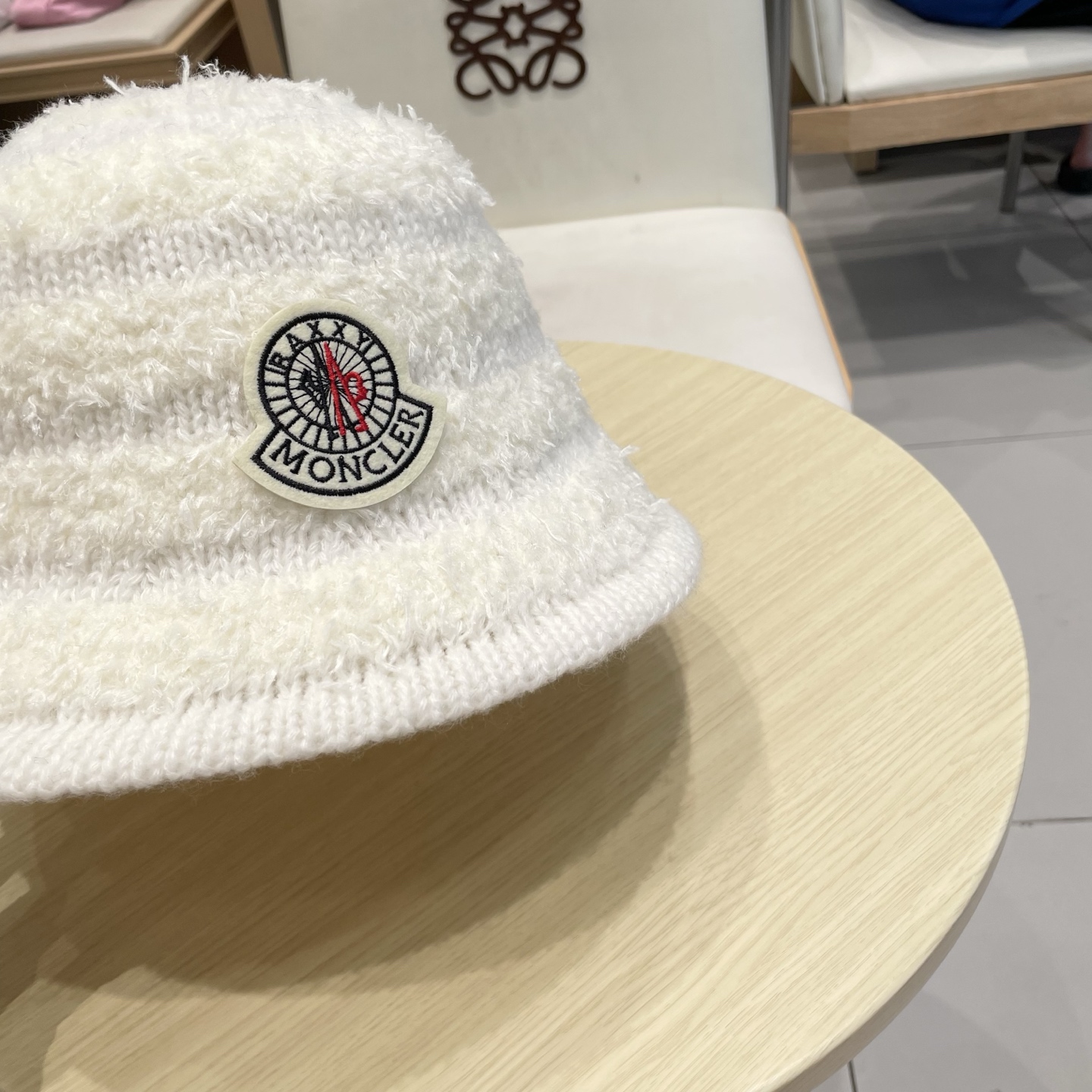  蒙口【MONCELER新款毛绒大头围水桶帽女秋冬韩版可爱百搭显脸小保暖条纹渔夫帽子