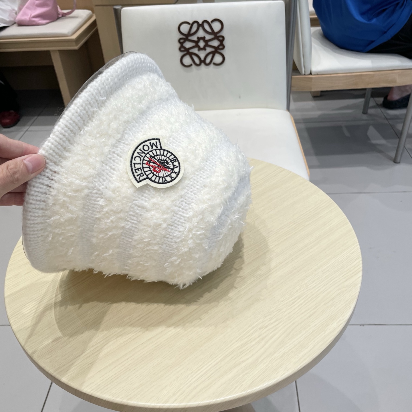  蒙口【MONCELER新款毛绒大头围水桶帽女秋冬韩版可爱百搭显脸小保暖条纹渔夫帽子