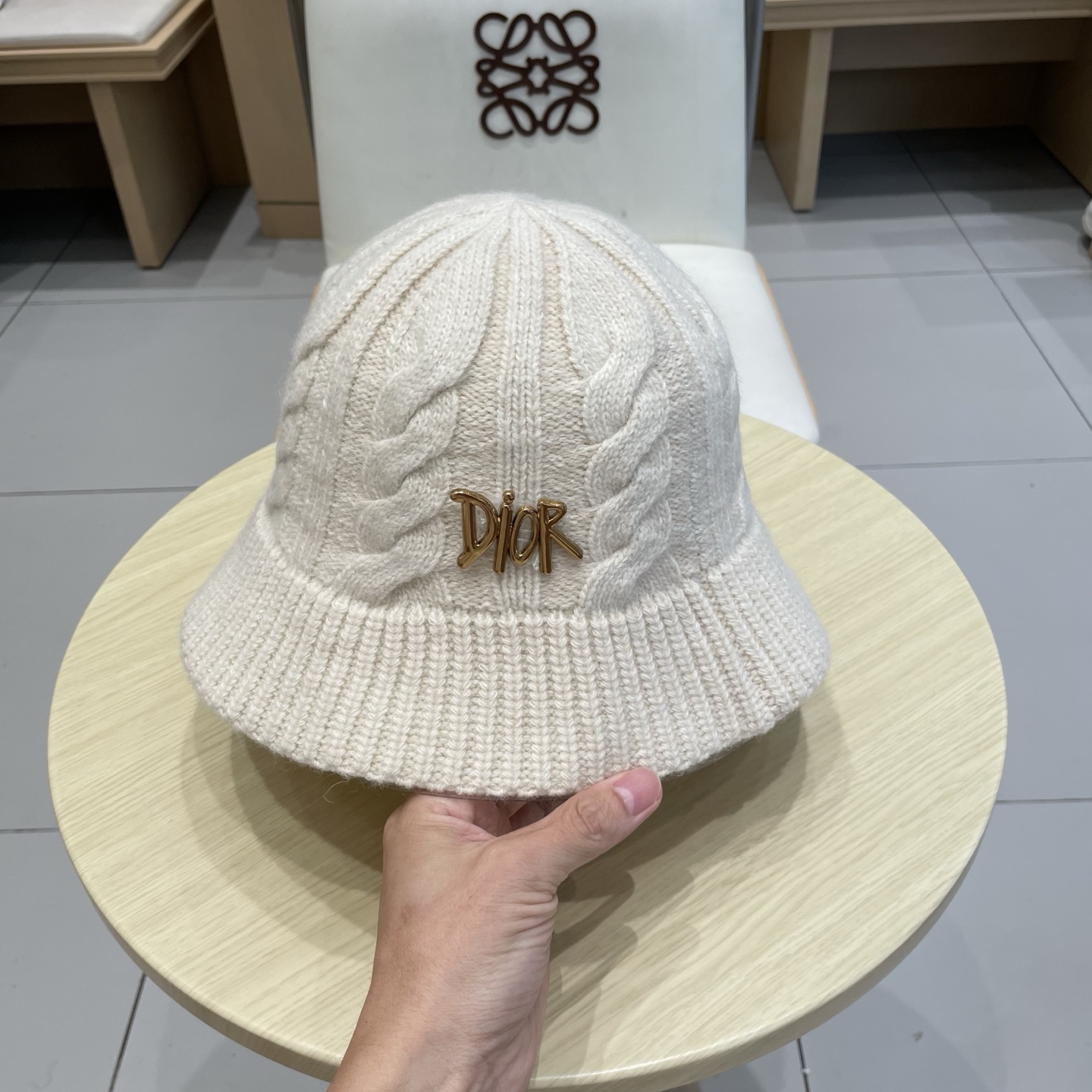  迪奥DIOR秋冬渔夫帽针织盆帽纯色韩版时尚百搭毛线帽子新款水桶帽网红ins