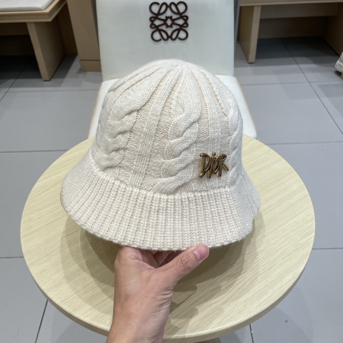  迪奥DIOR秋冬渔夫帽针织盆帽纯色韩版时尚百搭毛线帽子新款水桶帽网红ins