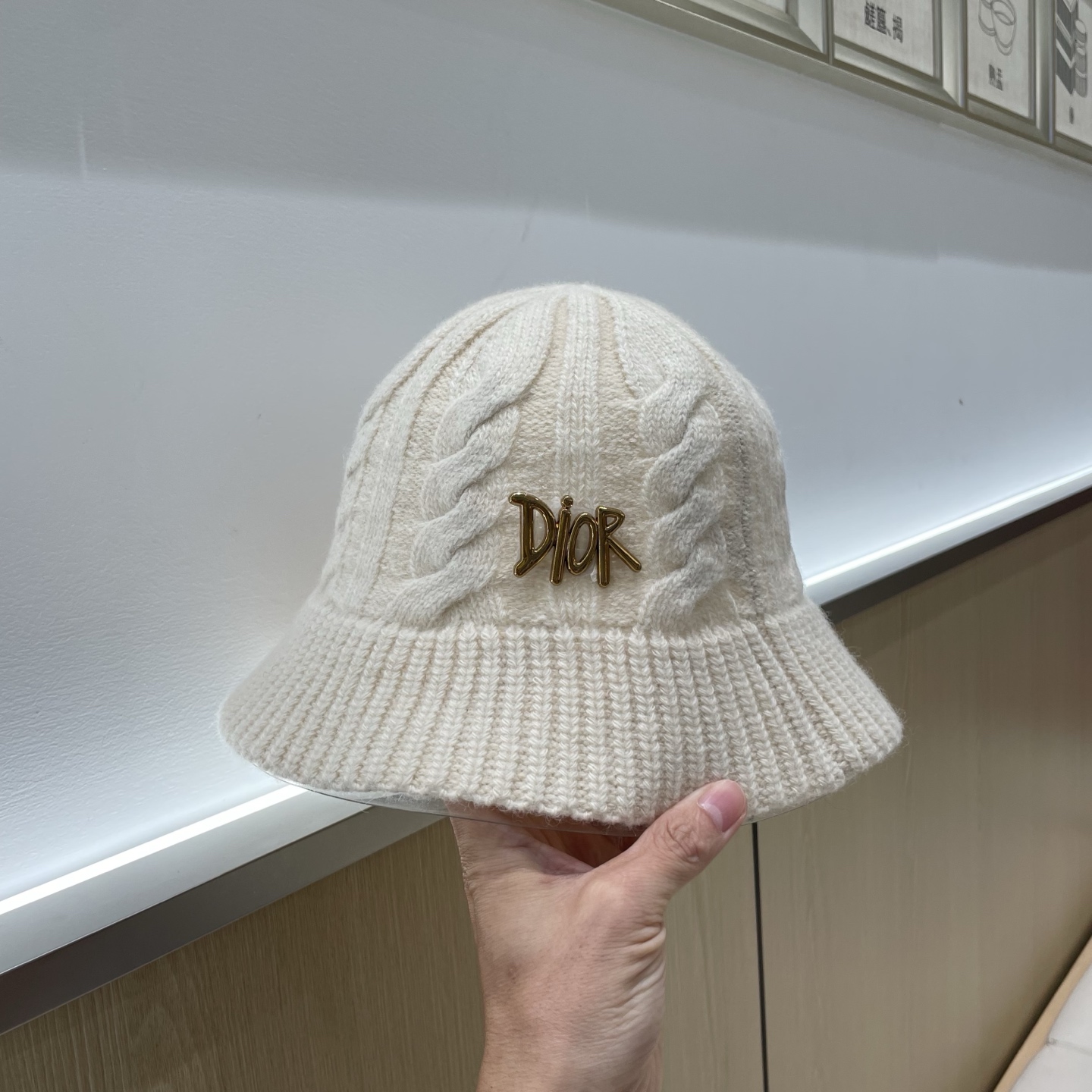  迪奥DIOR秋冬渔夫帽针织盆帽纯色韩版时尚百搭毛线帽子新款水桶帽网红ins