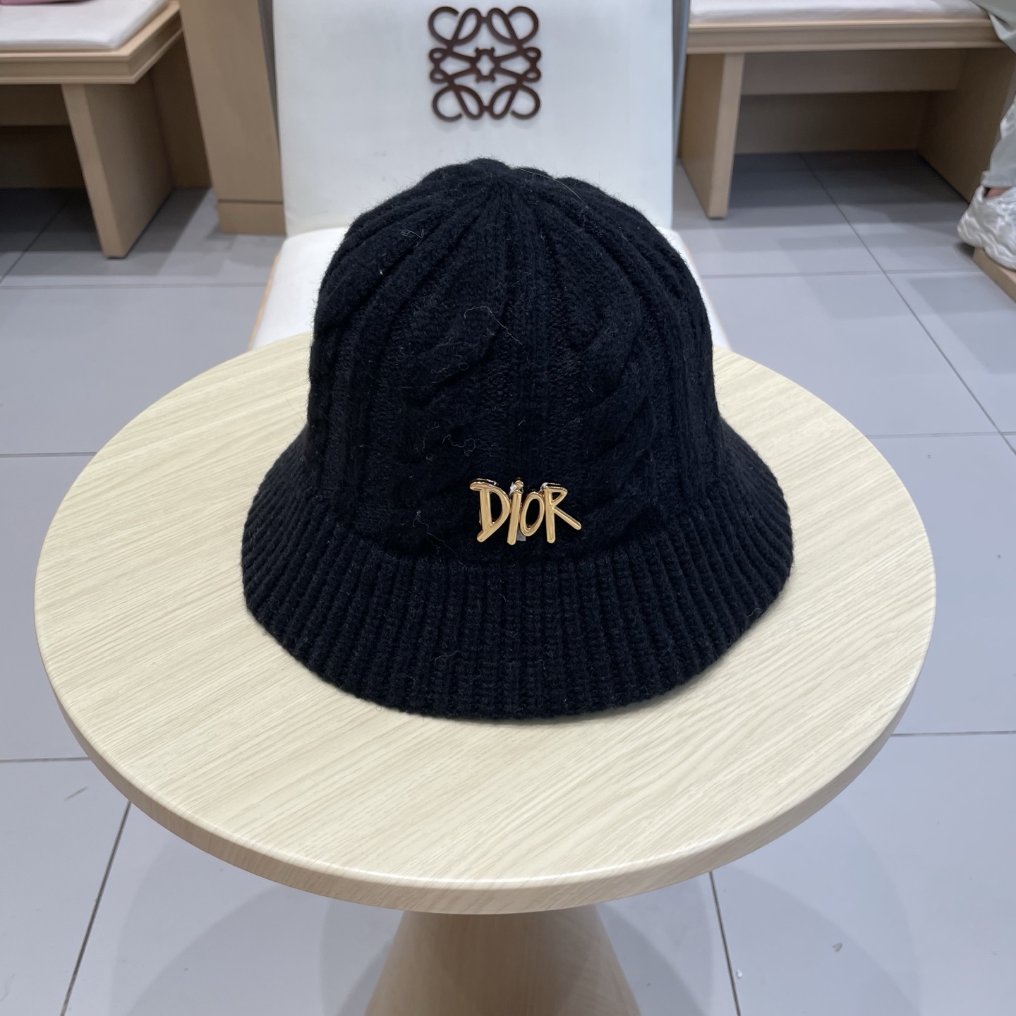  迪奥DIOR秋冬渔夫帽针织盆帽纯色韩版时尚百搭毛线帽子新款水桶帽网红ins