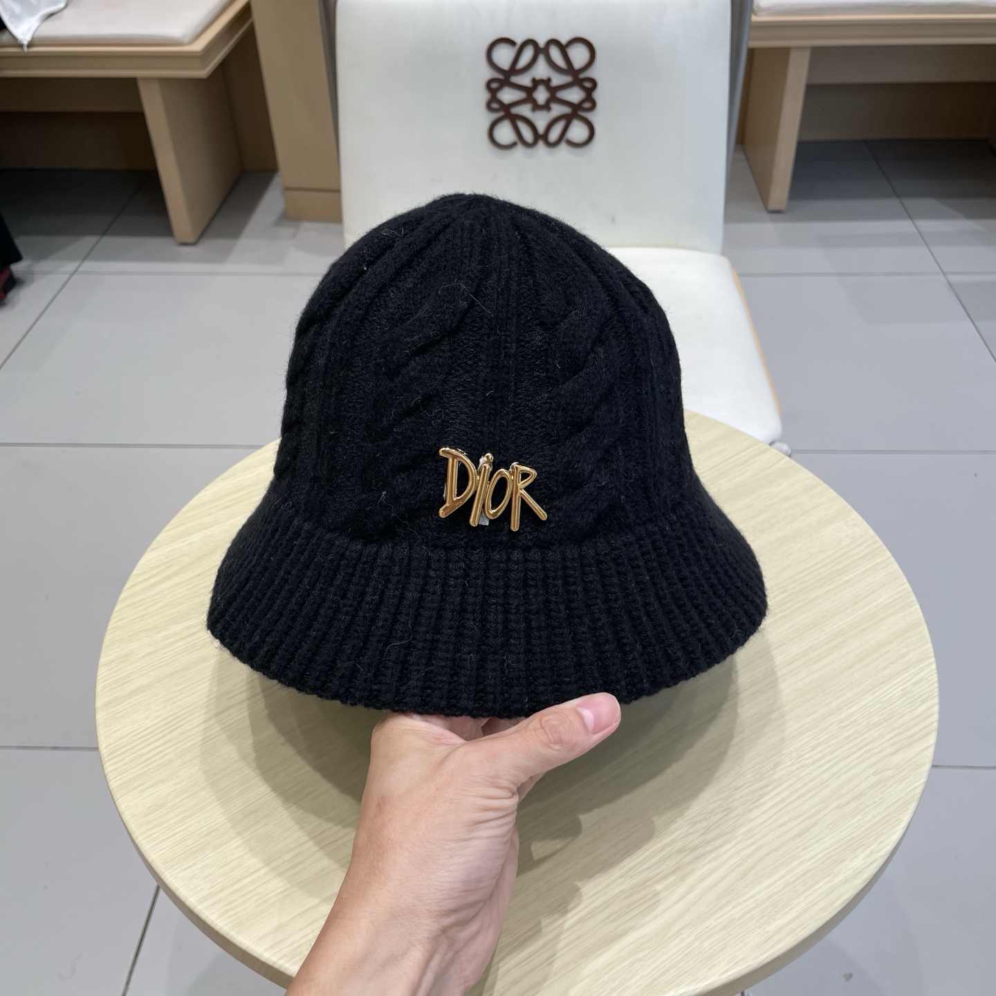  迪奥DIOR秋冬渔夫帽针织盆帽纯色韩版时尚百搭毛线帽子新款水桶帽网红ins