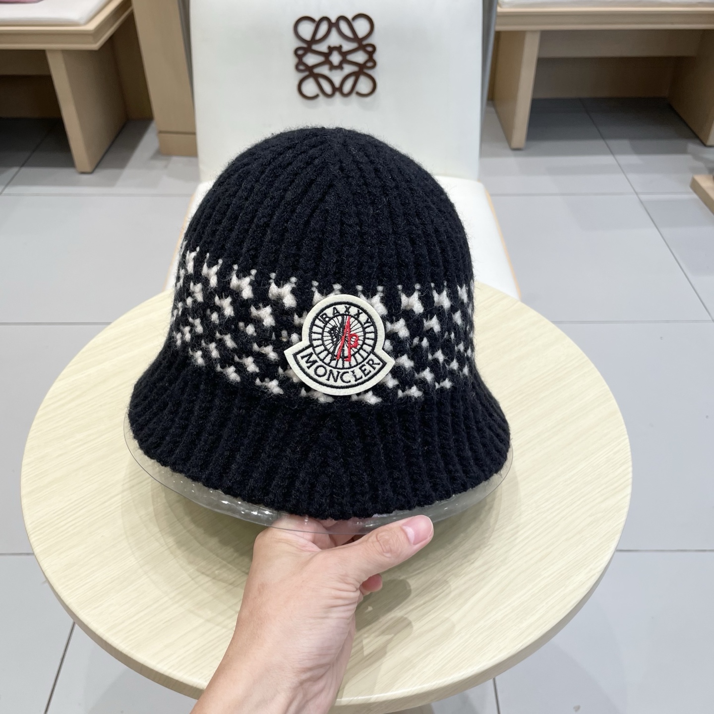   蒙口【MONCELER秋冬新款毛线渔夫帽条纹拼色百搭针织帽盆帽保暖