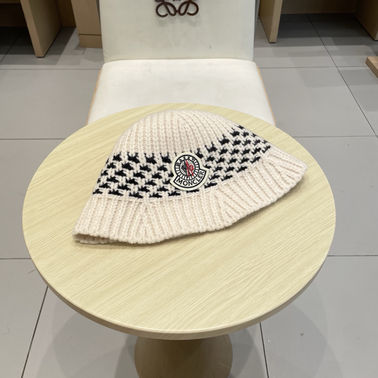   蒙口【MONCELER秋冬新款毛线渔夫帽条纹拼色百搭针织帽盆帽保暖