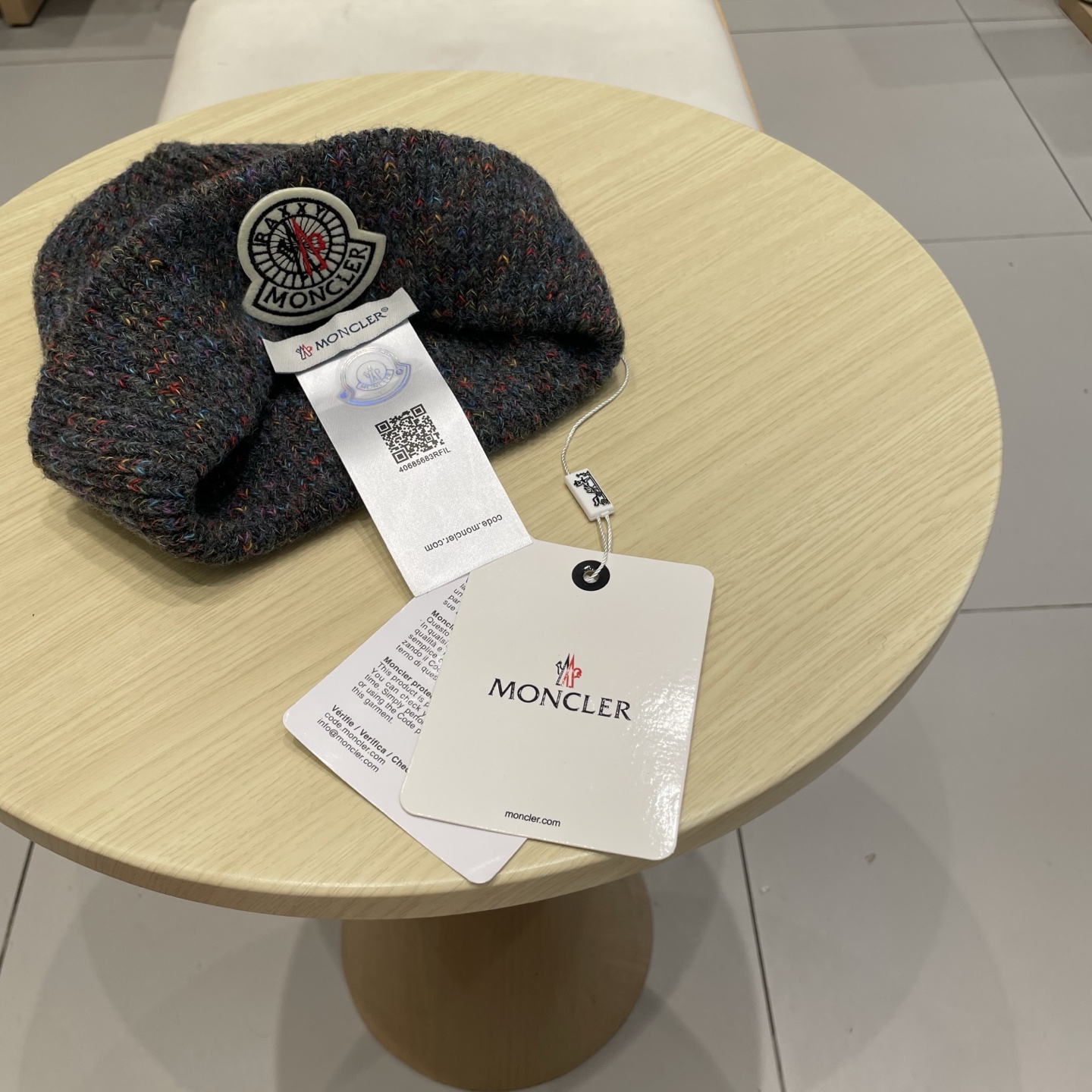    蒙口【MONCELER新款秋冬季大帽围户外保暖护耳冷帽毛线帽子女