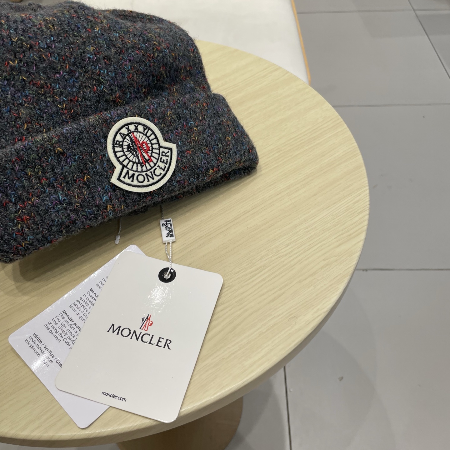    蒙口【MONCELER新款秋冬季大帽围户外保暖护耳冷帽毛线帽子女