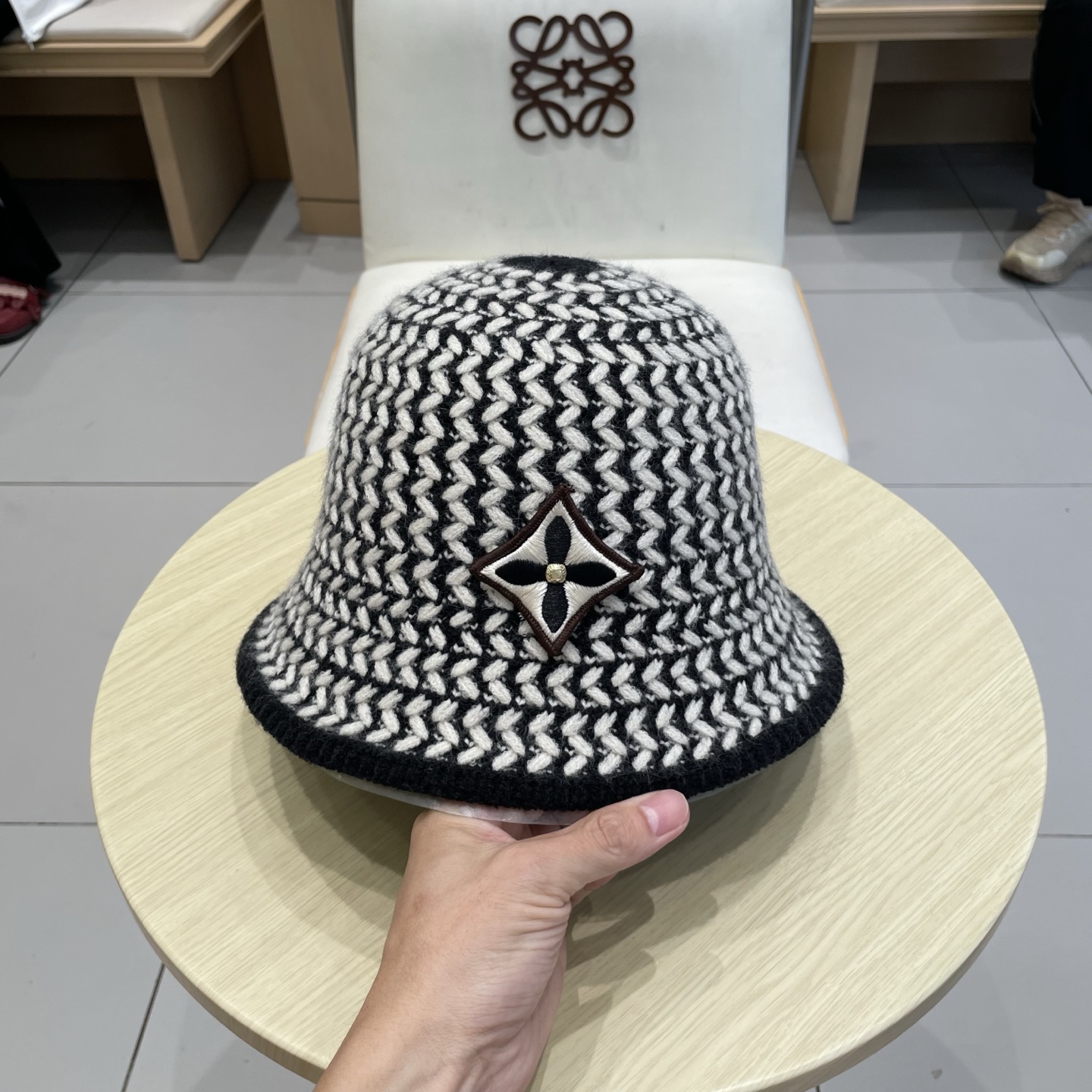 🧢路易威登棒球帽 LouisVuitton😍新款毛线帽，针织渔夫帽，手抓帽