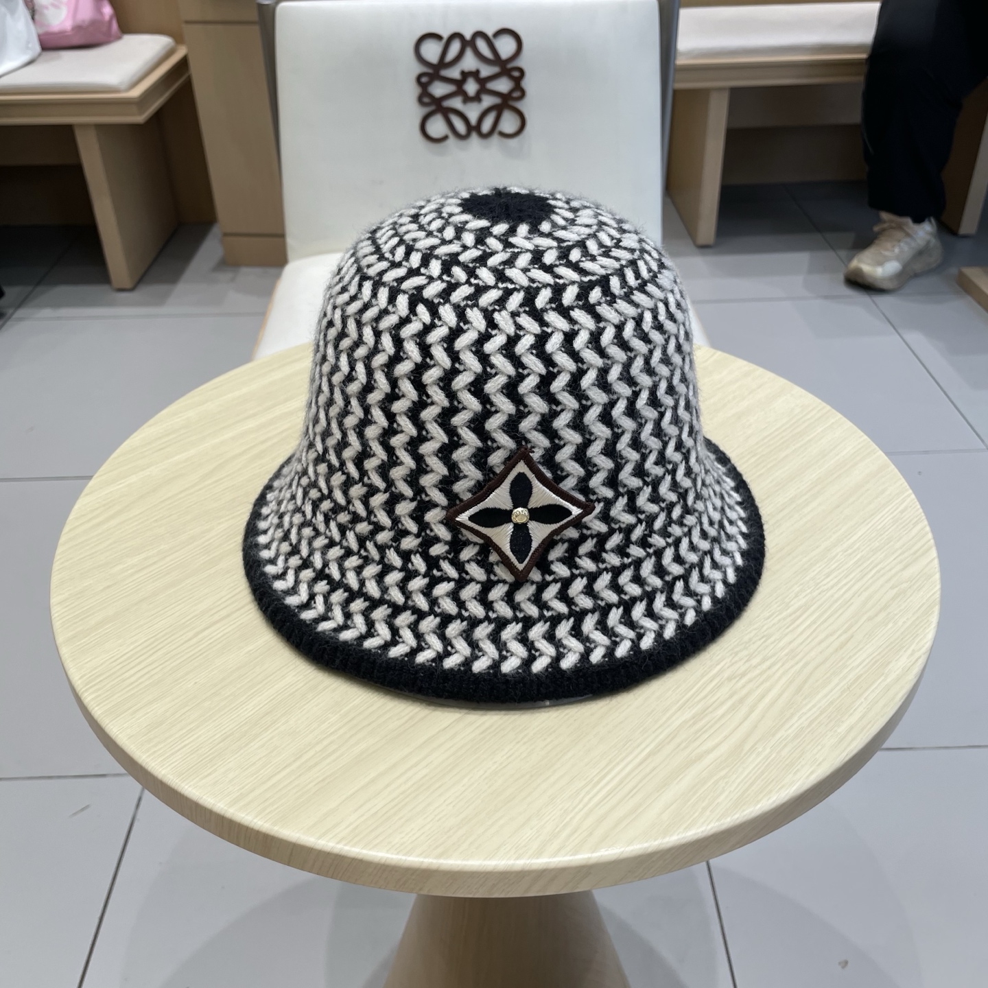 🧢路易威登棒球帽 LouisVuitton😍新款毛线帽，针织渔夫帽，手抓帽