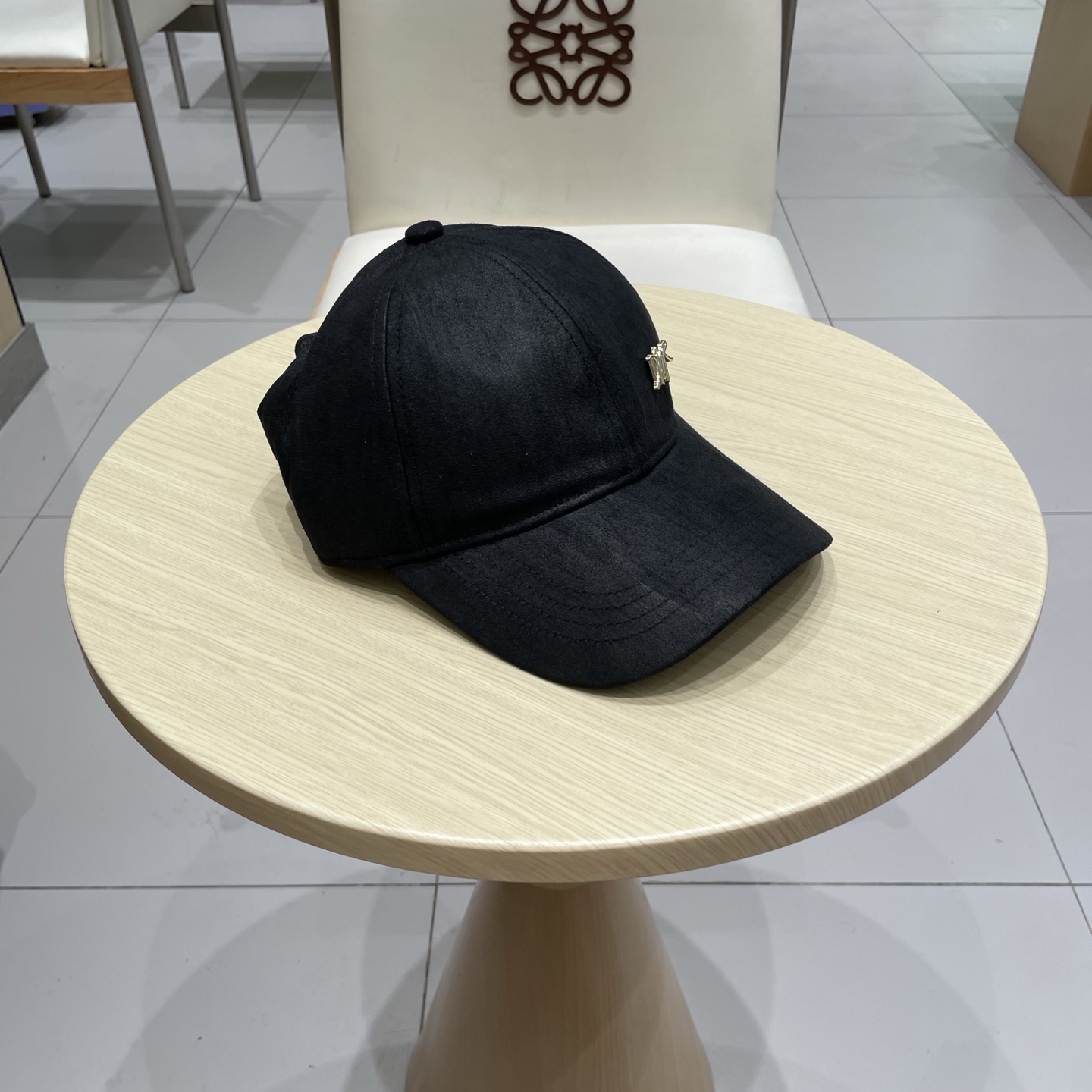  Dior 迪奥 新款原单棒球帽， 精致純也格调很有感觉，很酷很时尚，专柜断货热门，质量超赞