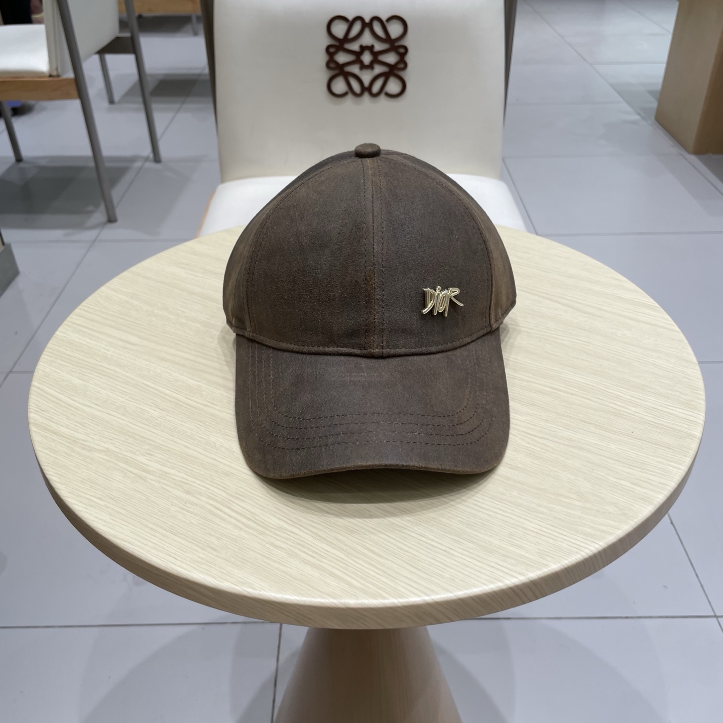  Dior 迪奥 新款原单棒球帽， 精致純也格调很有感觉，很酷很时尚，专柜断货热门，质量超赞