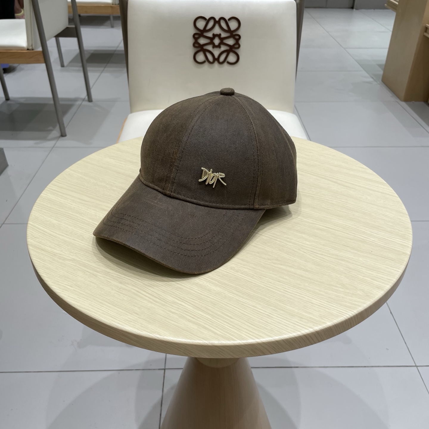  Dior 迪奥 新款原单棒球帽， 精致純也格调很有感觉，很酷很时尚，专柜断货热门，质量超赞