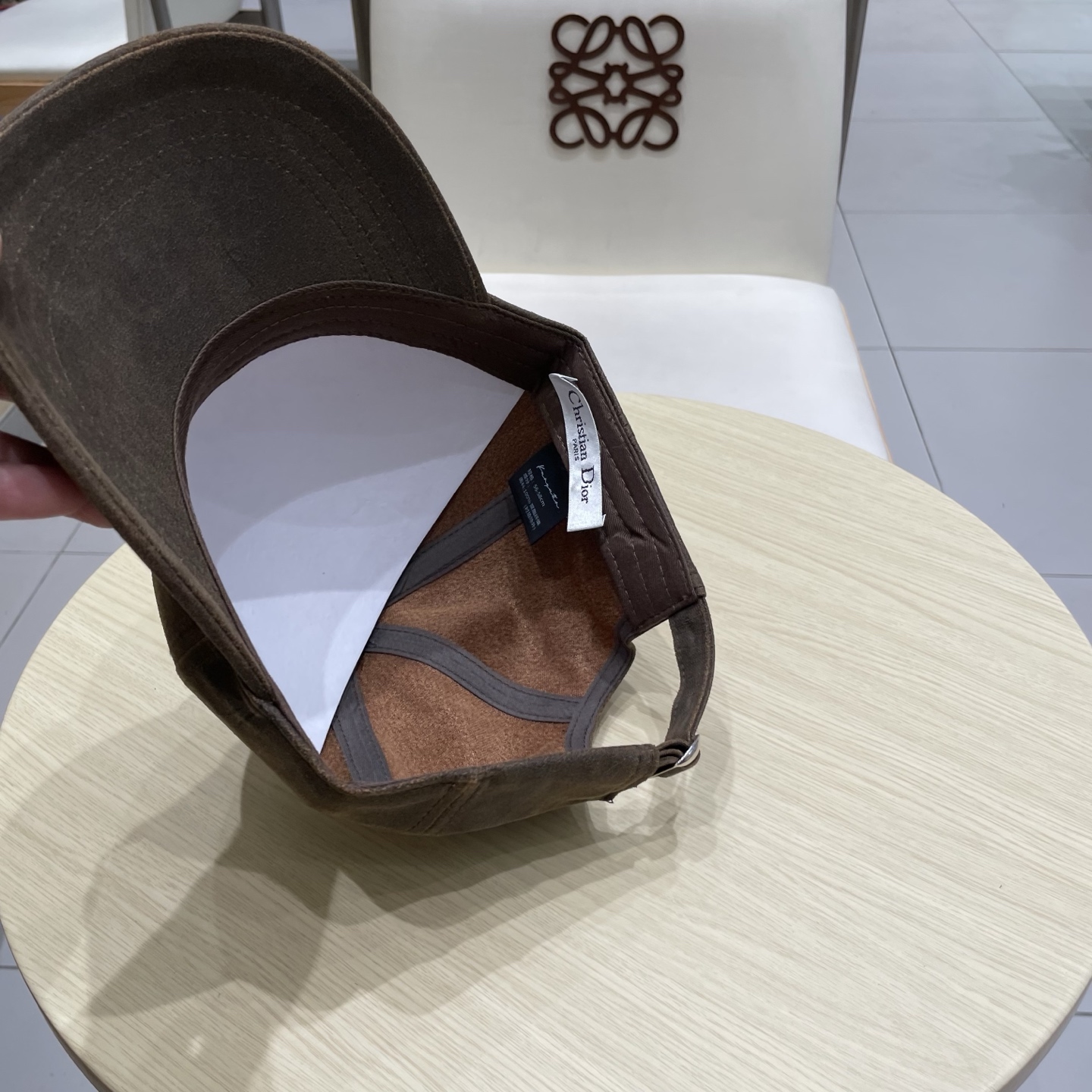  Dior 迪奥 新款原单棒球帽， 精致純也格调很有感觉，很酷很时尚，专柜断货热门，质量超赞