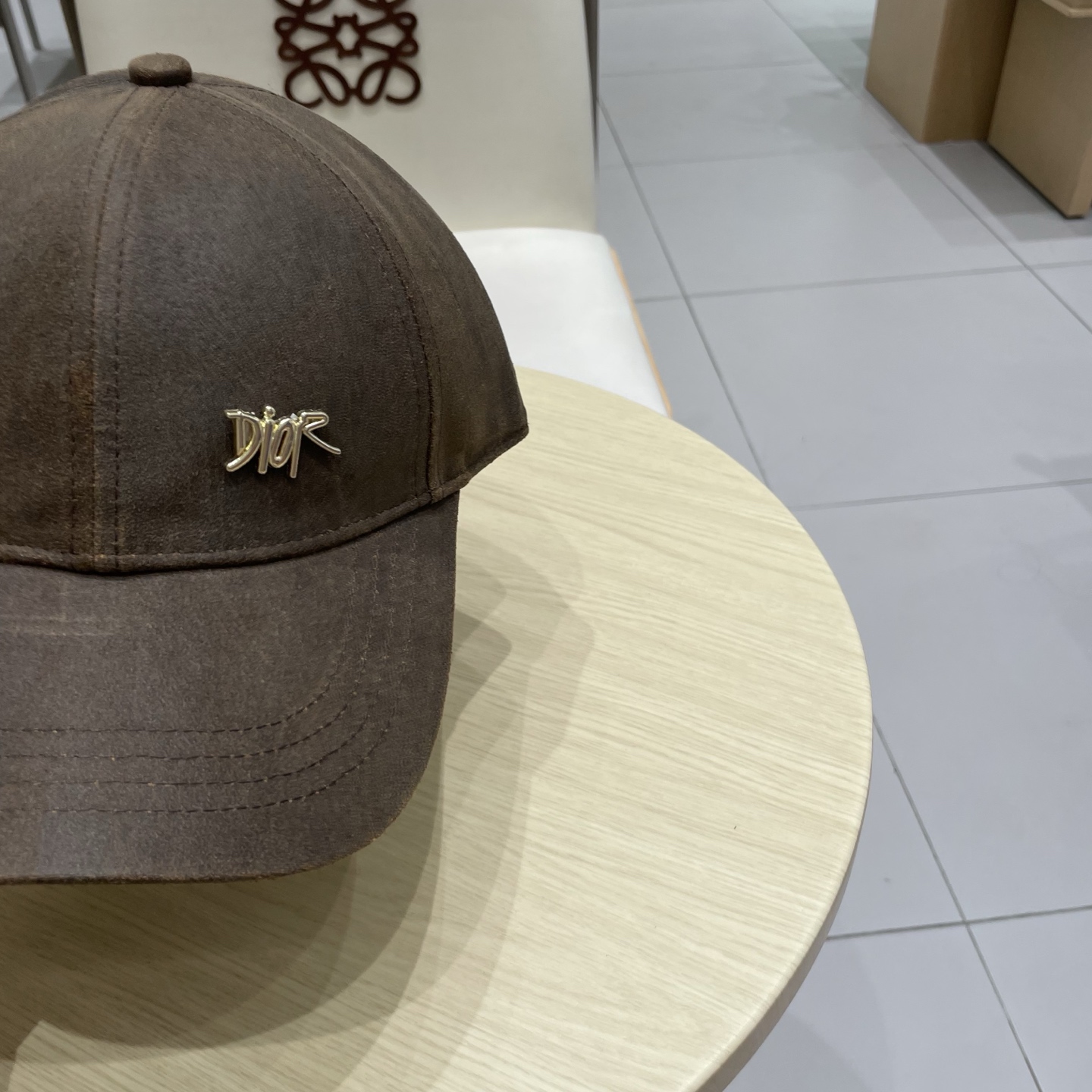  Dior 迪奥 新款原单棒球帽， 精致純也格调很有感觉，很酷很时尚，专柜断货热门，质量超赞