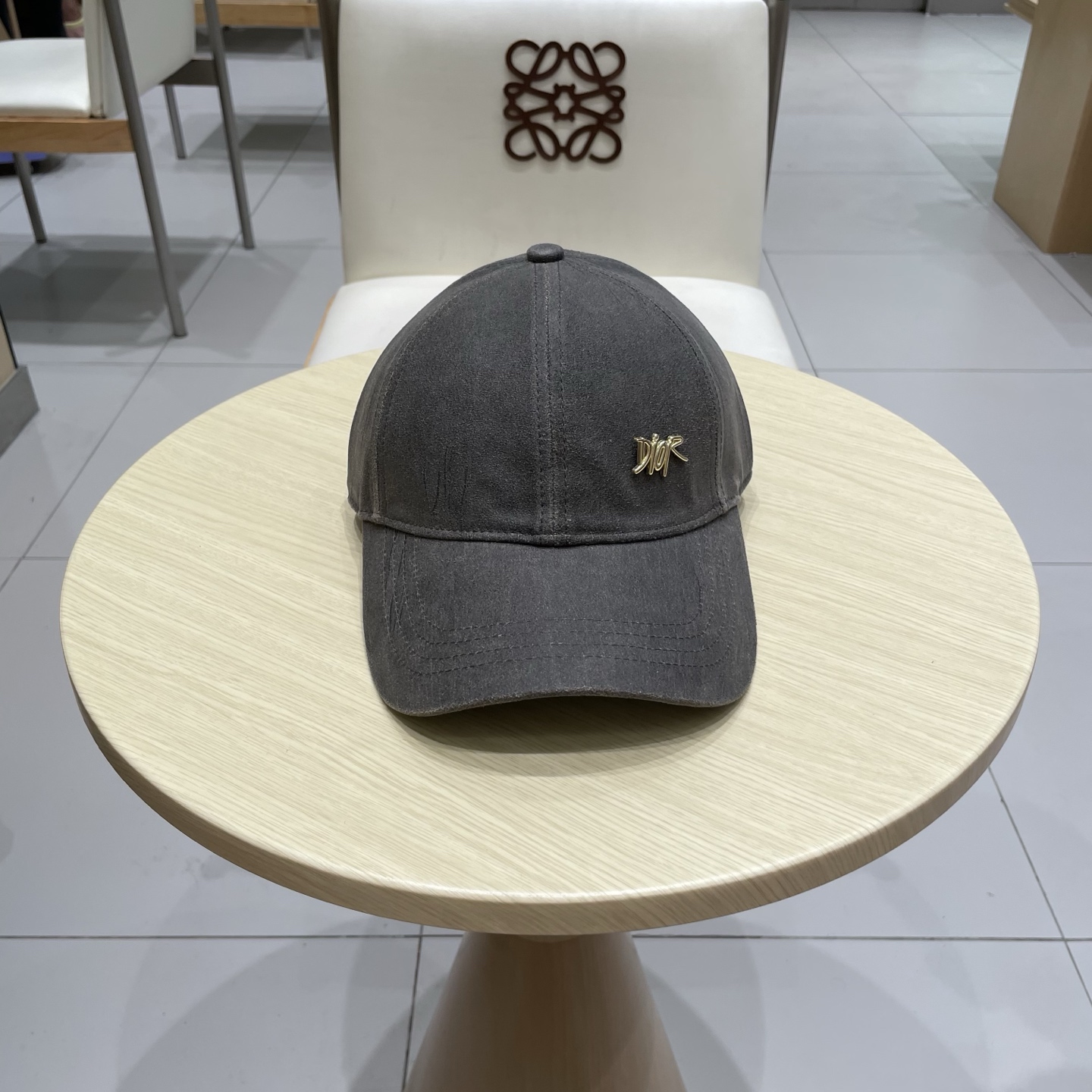 NO:670775,Dior Dior's new original baseball cap, exquisite and pure style, very cool and fashionable, popular out of stock at the counter, excellent quality hats fisherman hats baseball caps knitted hats, hats, dior, dior, espadrilles, hats19860909Dior 迪奥 新款原单棒球帽, 精致純也格调很有感觉,很酷很时尚,专柜断货热门,质量超赞帽子渔夫帽棒球帽针织帽,帽子,dior,dior,espadrilles,hats,hat