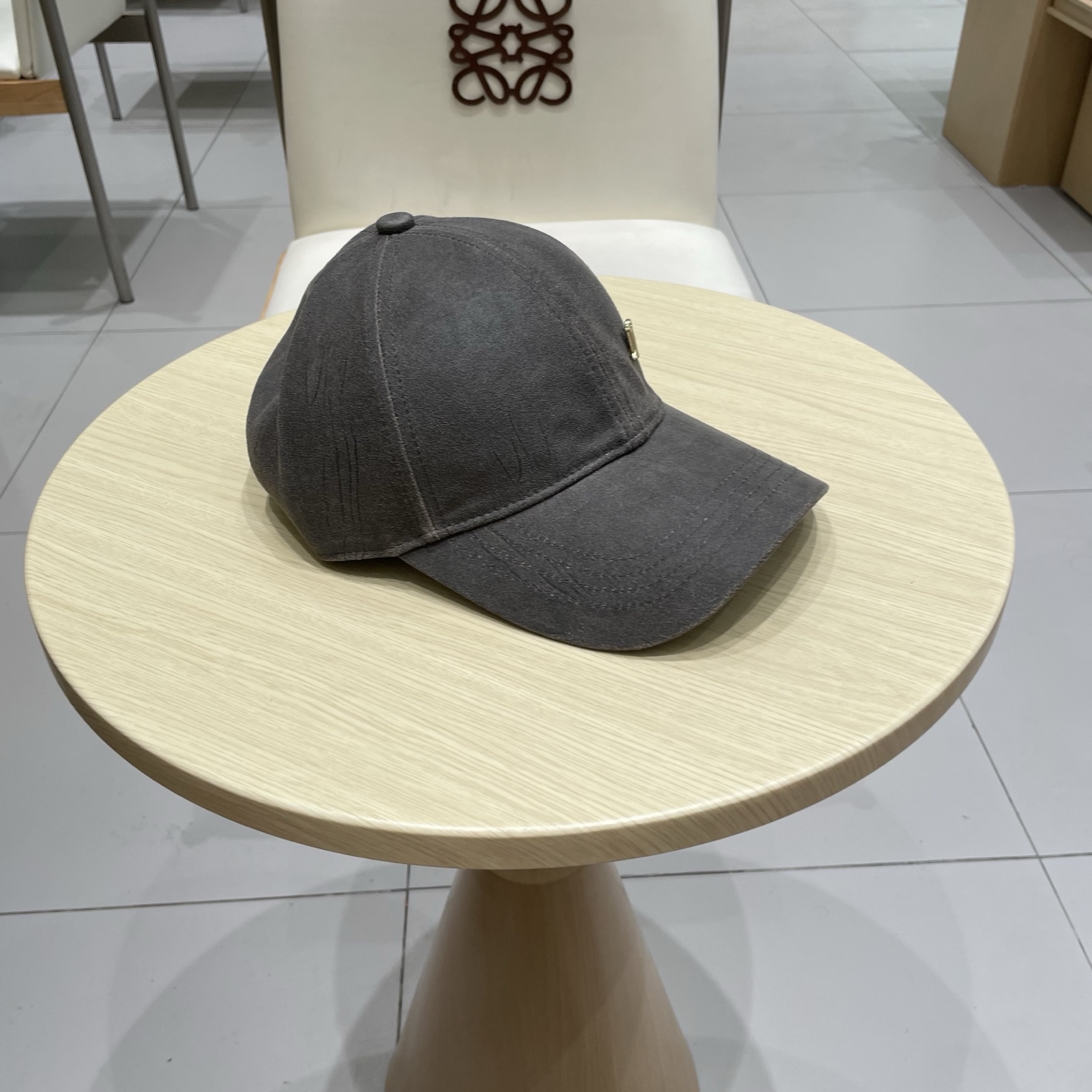  Dior 迪奥 新款原单棒球帽， 精致純也格调很有感觉，很酷很时尚，专柜断货热门，质量超赞