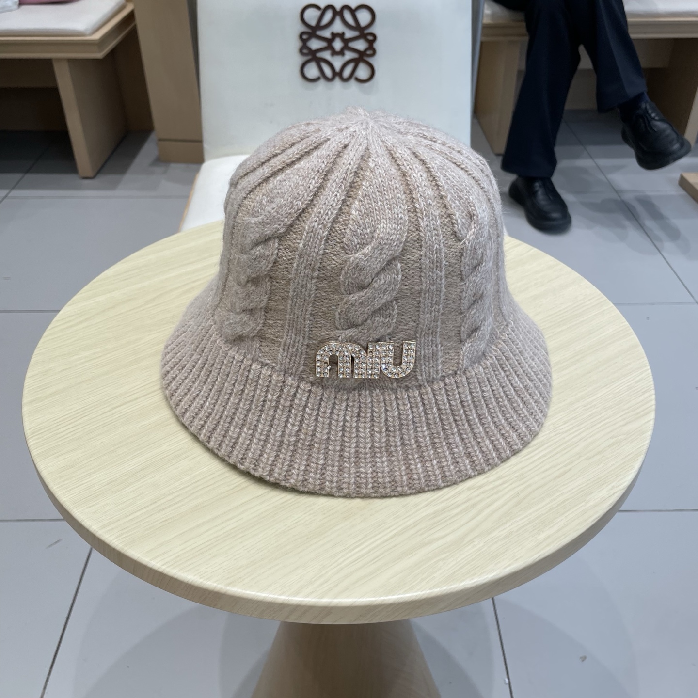 缪缪miumiu针织帽子女秋冬韩j版百搭复古麻花毛线帽日系小边渔夫帽显脸小冷