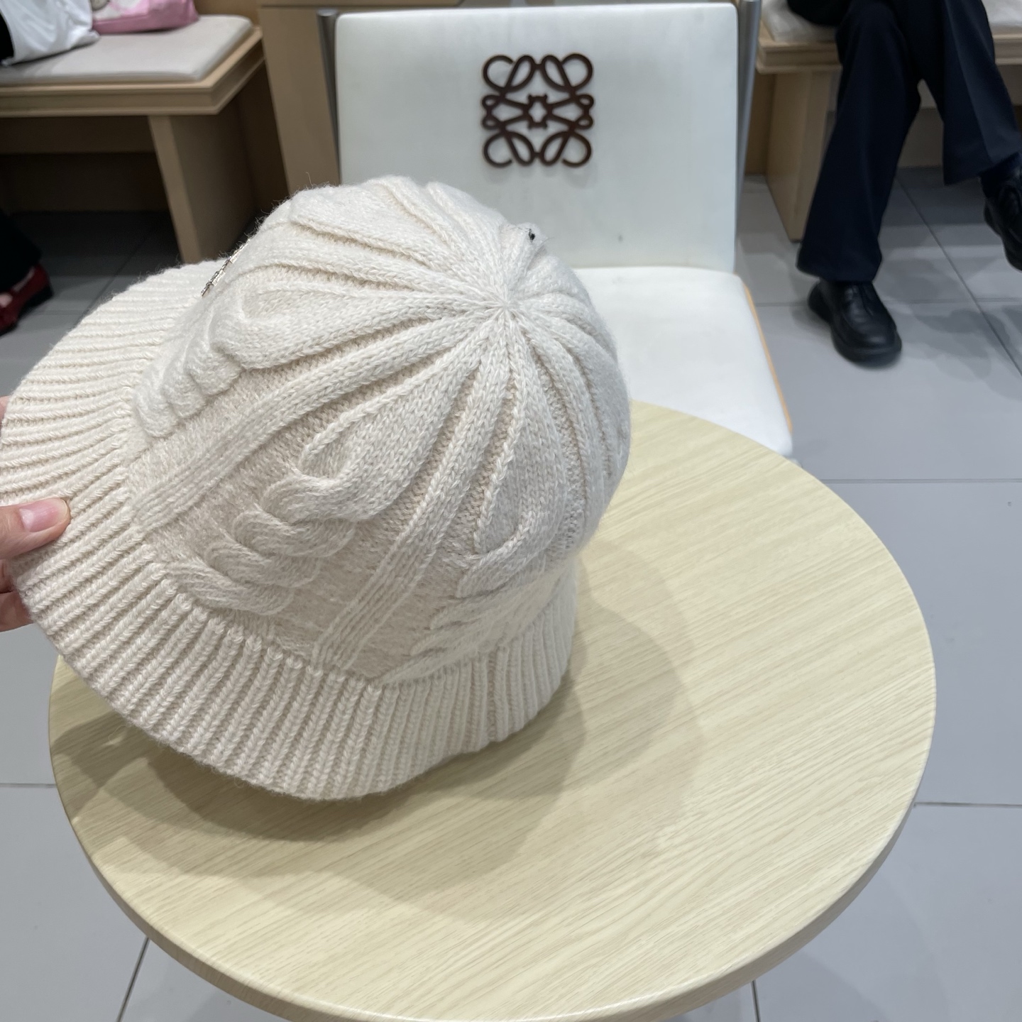 缪缪miumiu针织帽子女秋冬韩j版百搭复古麻花毛线帽日系小边渔夫帽显脸小冷