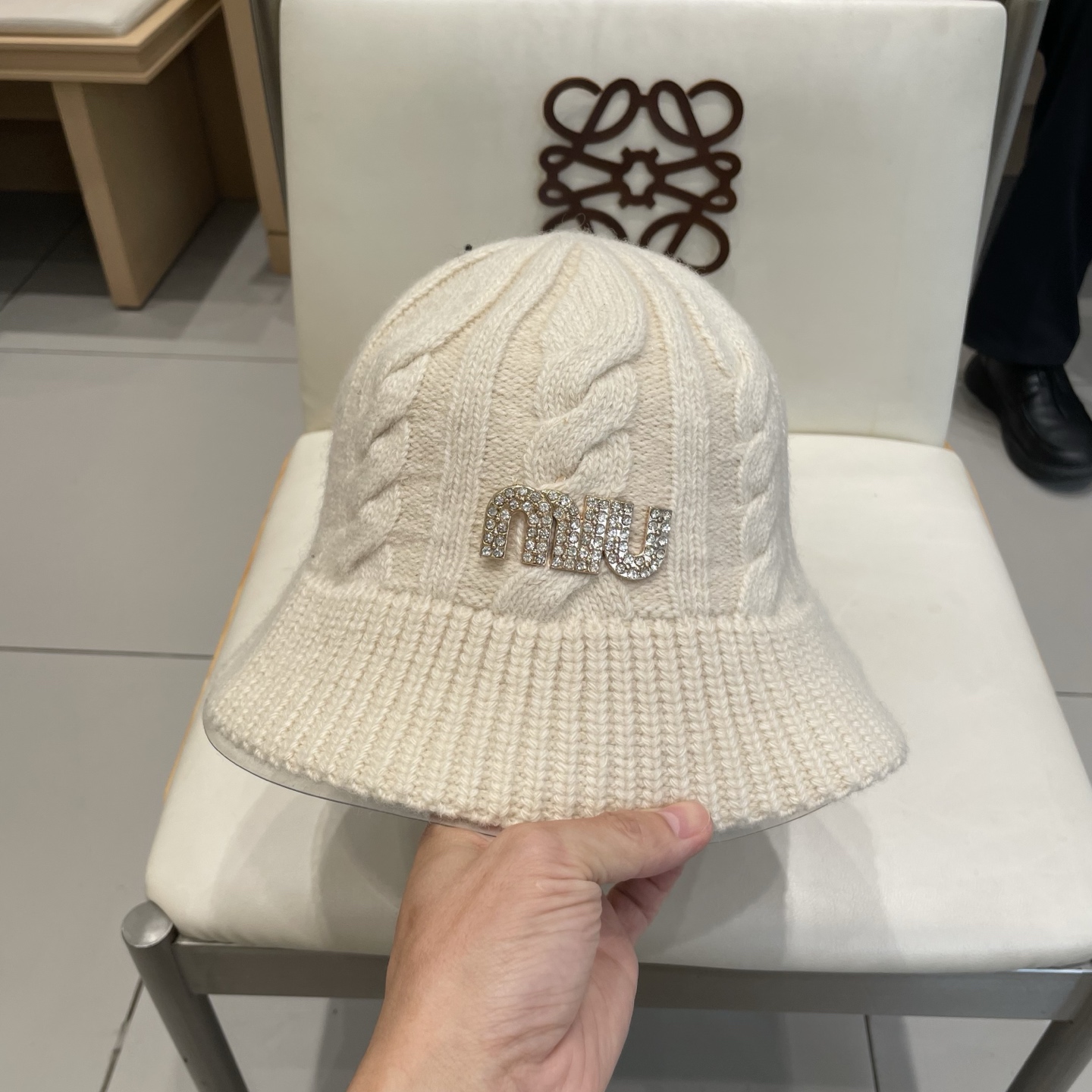 缪缪miumiu针织帽子女秋冬韩j版百搭复古麻花毛线帽日系小边渔夫帽显脸小冷