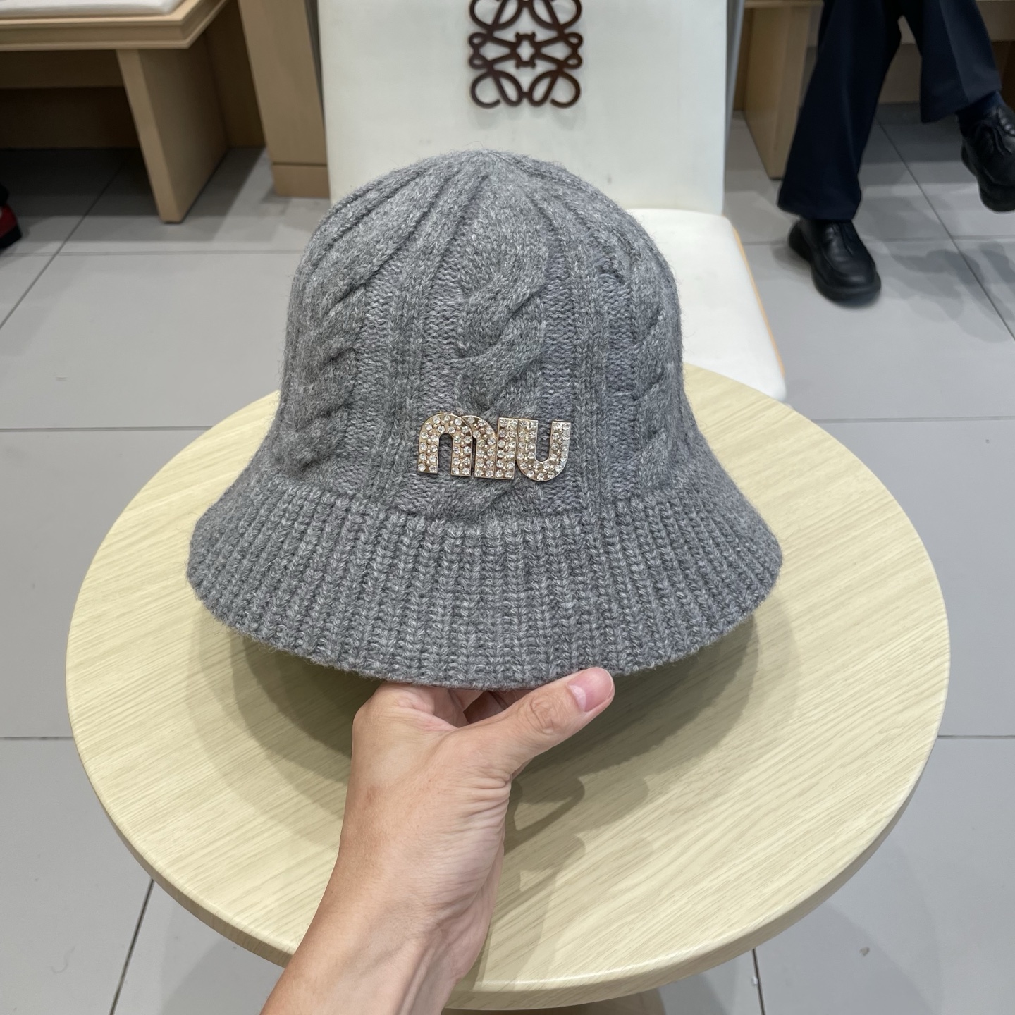 缪缪miumiu针织帽子女秋冬韩j版百搭复古麻花毛线帽日系小边渔夫帽显脸小冷