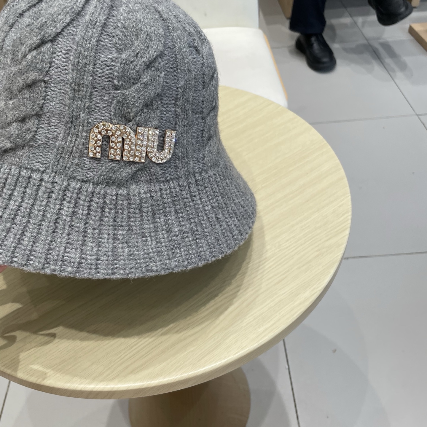 缪缪miumiu针织帽子女秋冬韩j版百搭复古麻花毛线帽日系小边渔夫帽显脸小冷