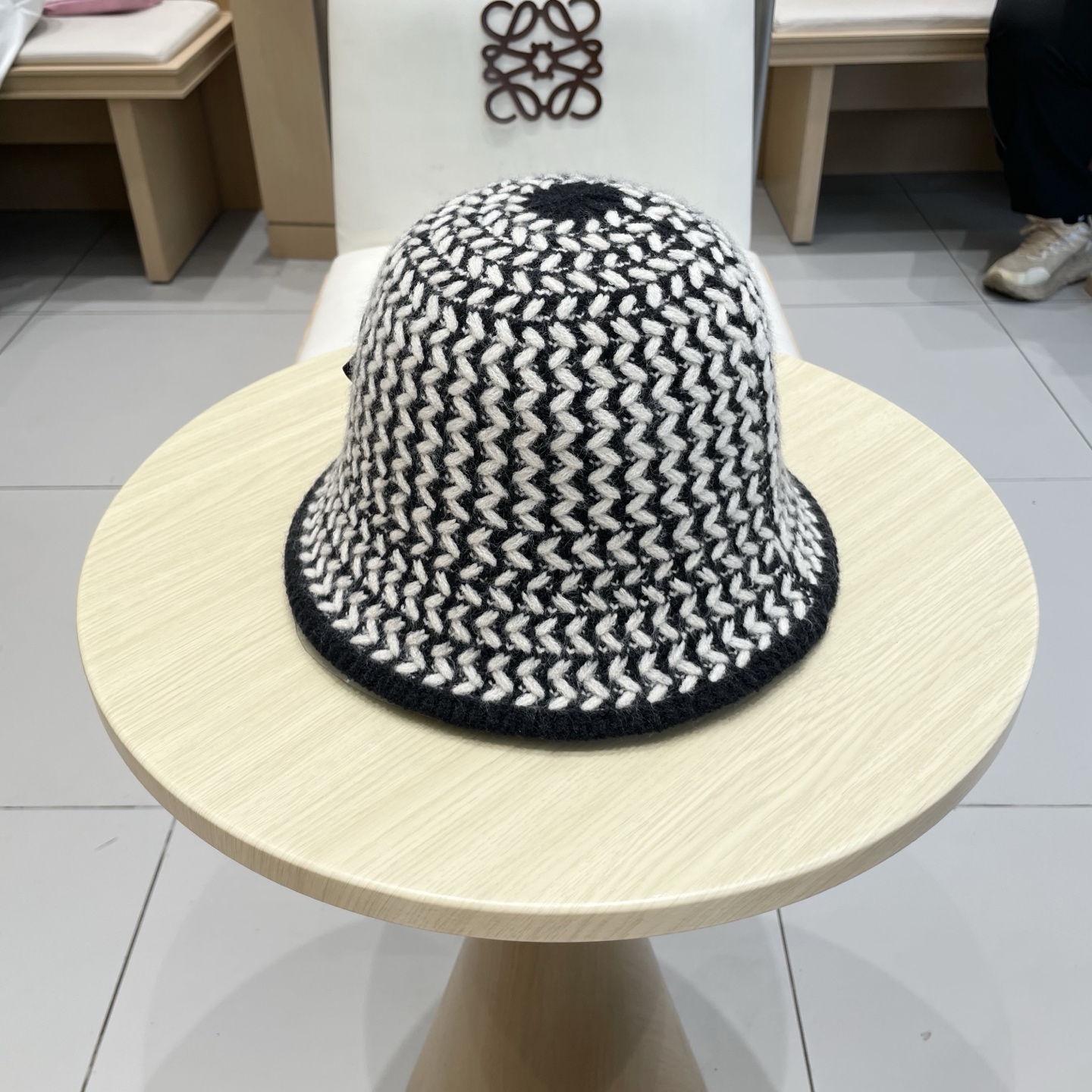 Chanel香奈儿针织渔夫帽，头围57cm