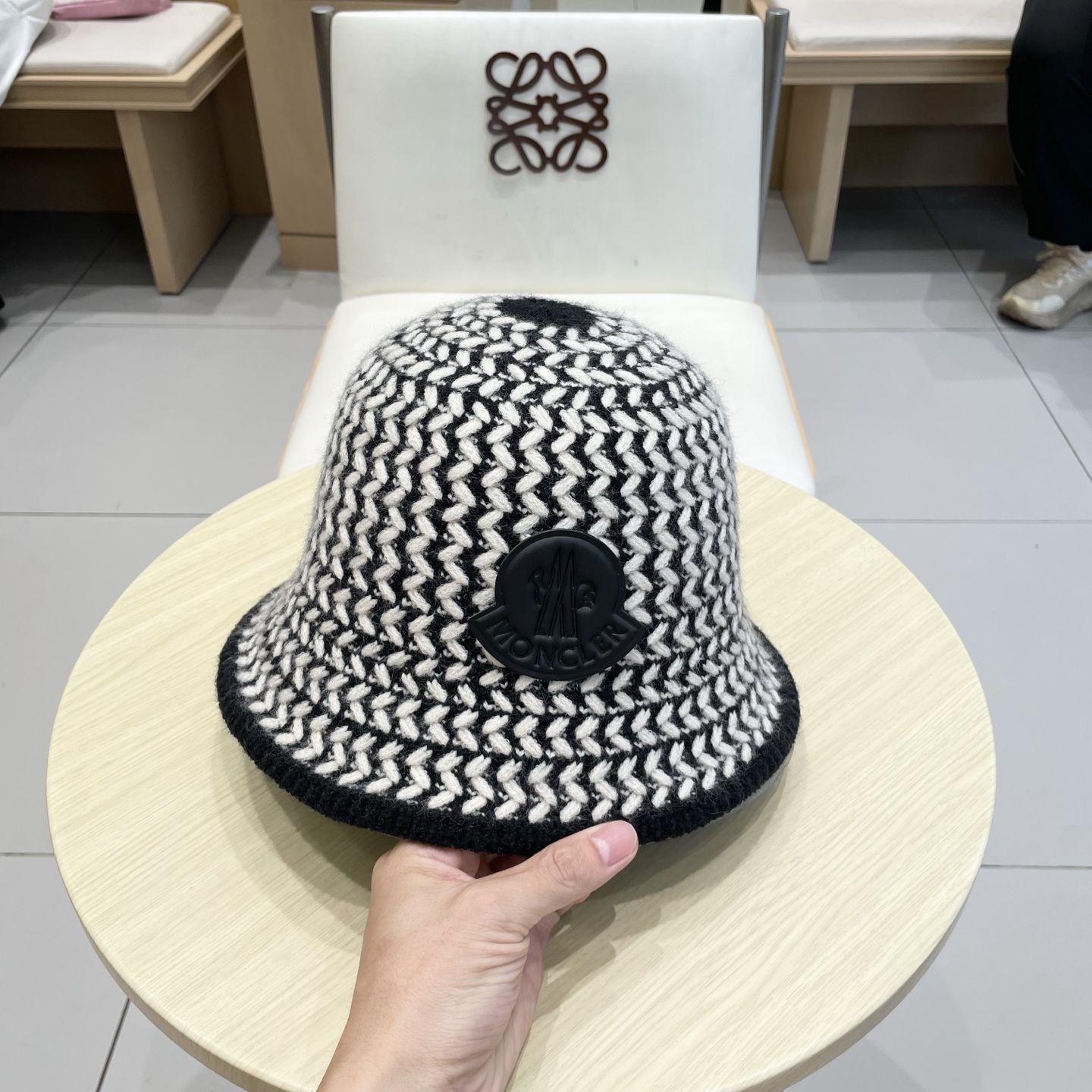 Chanel香奈儿针织渔夫帽，头围57cm