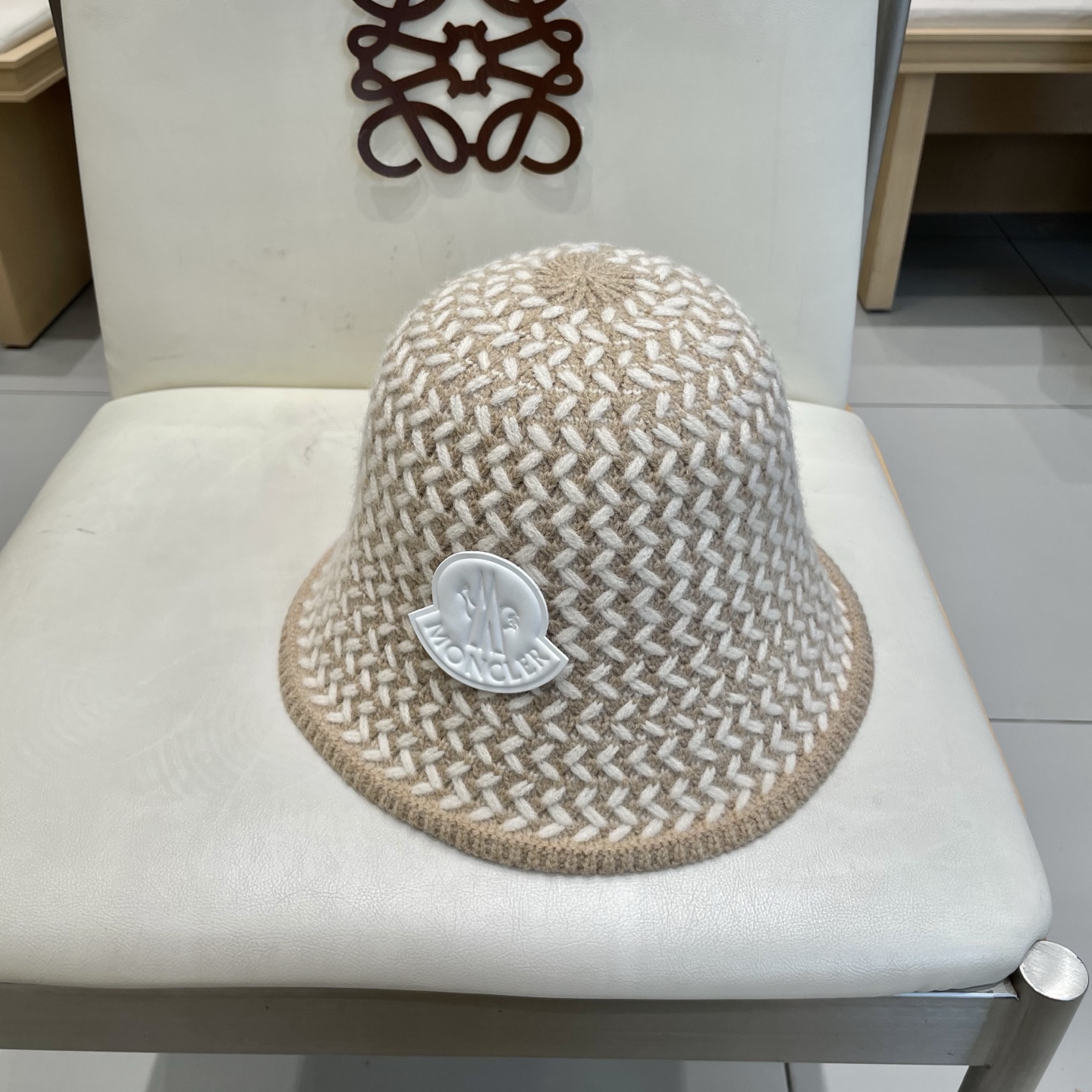 Chanel香奈儿针织渔夫帽，头围57cm