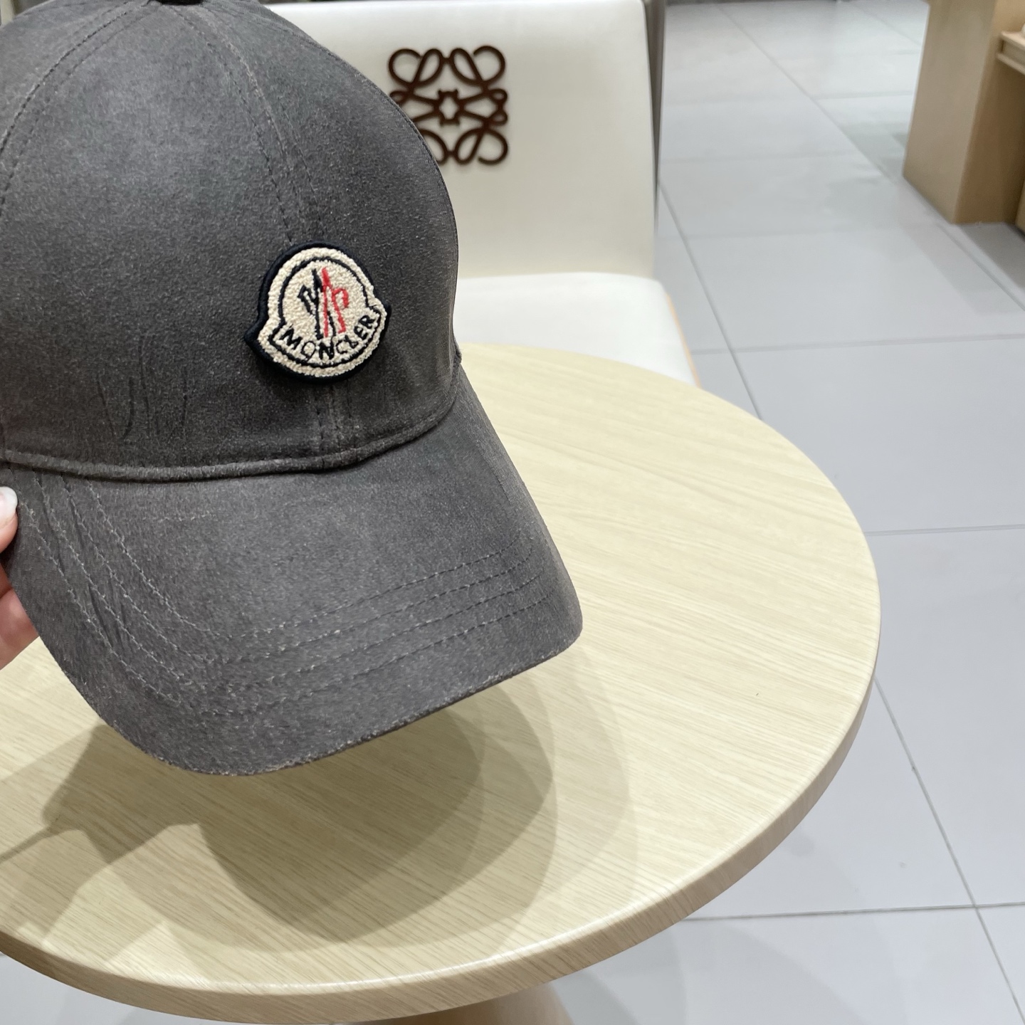 蒙口MONCLER 秋冬新款羊毛棒球帽，年轻时尚潮人穿搭色系，视觉效果超强，立体字母，好看有质感！