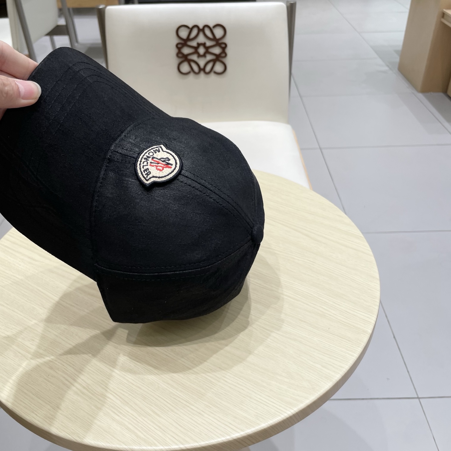 蒙口MONCLER 秋冬新款羊毛棒球帽，年轻时尚潮人穿搭色系，视觉效果超强，立体字母，好看有质感！