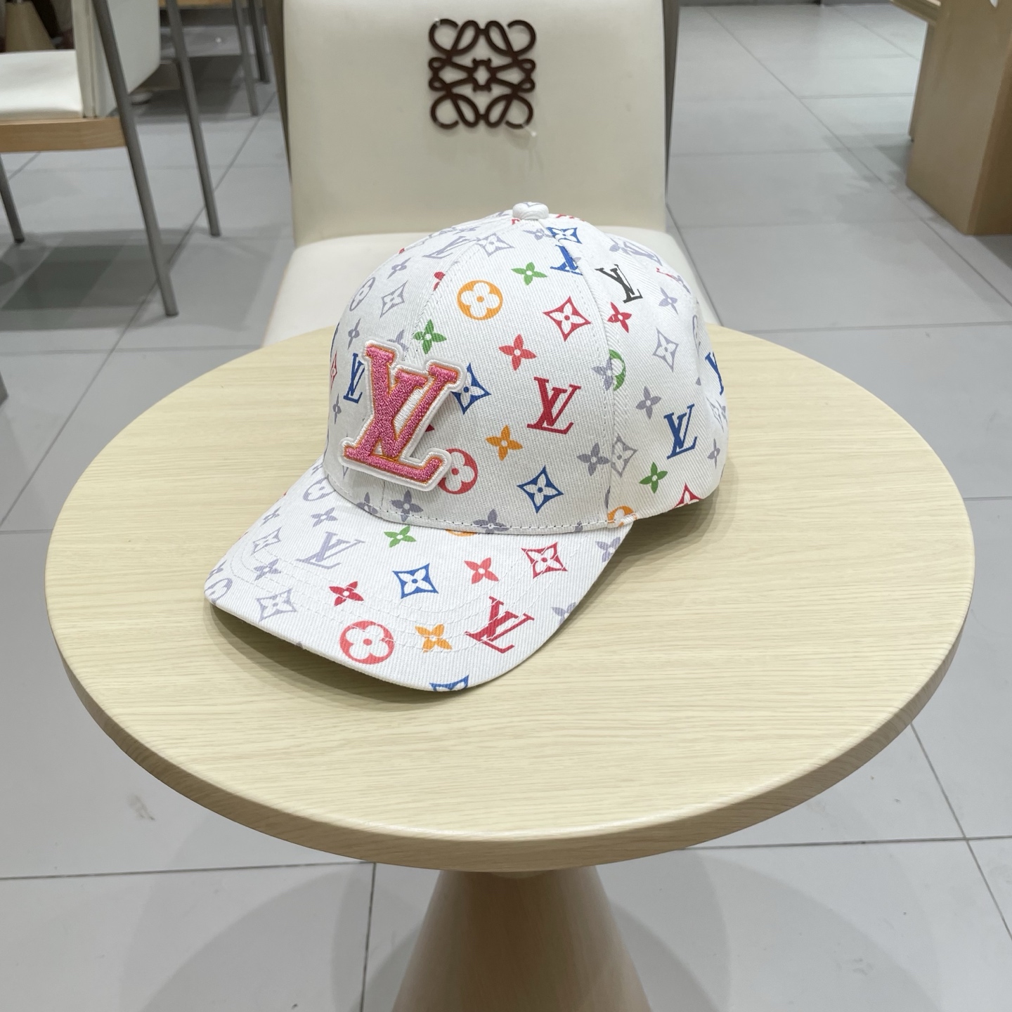 LV路易威登 2025专柜新款提花款渔夫帽🧢很潮！休闲运动款，经典制作，超级好搭衣服！显脸小