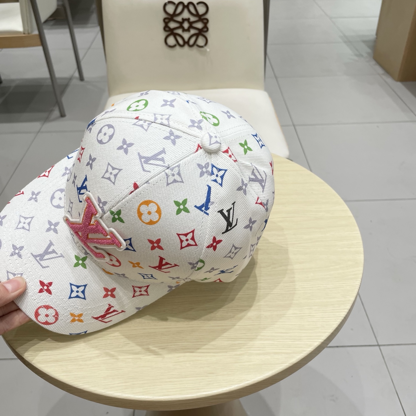 LV路易威登 2025专柜新款提花款渔夫帽🧢很潮！休闲运动款，经典制作，超级好搭衣服！显脸小