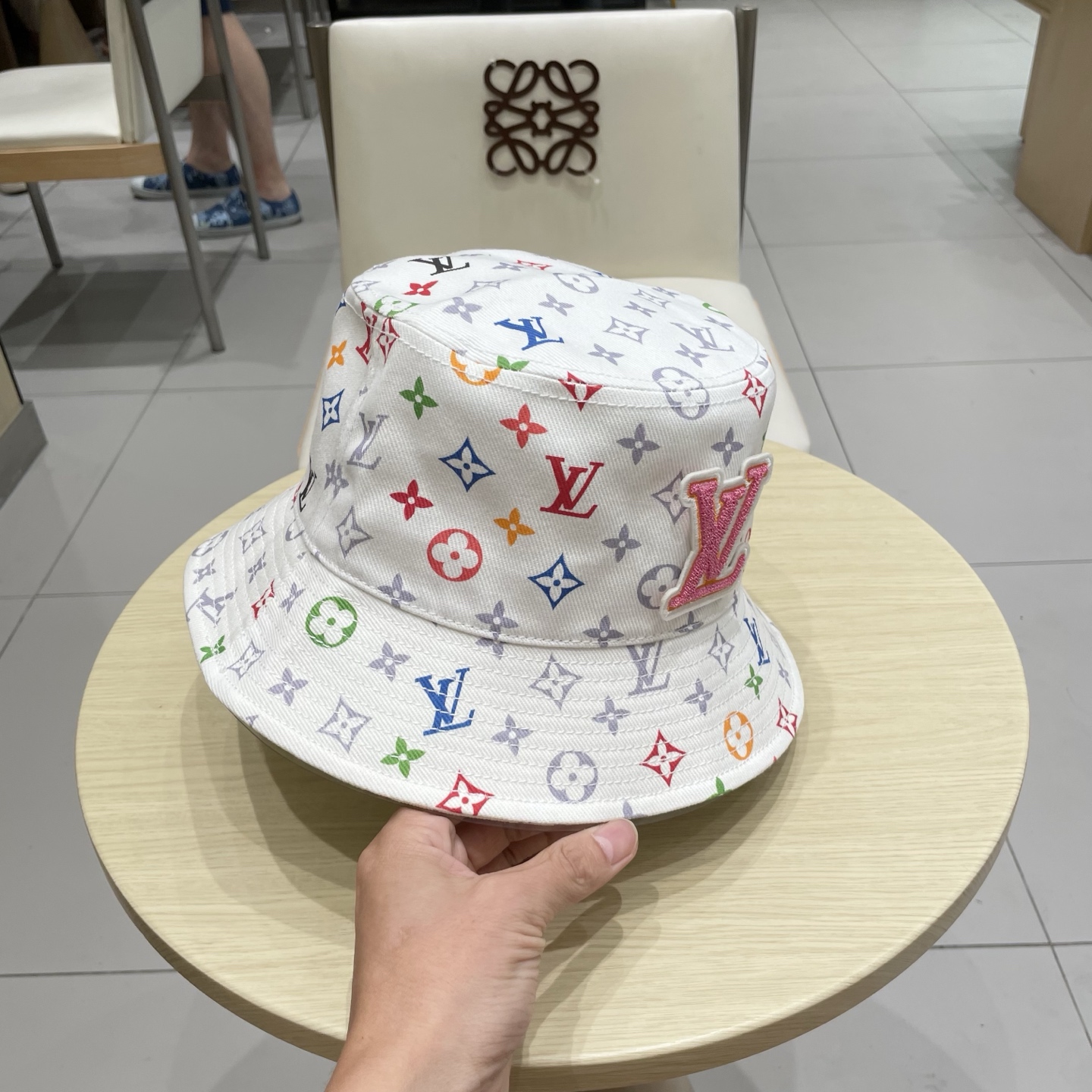 LV路易威登 2025专柜新款提花款渔夫帽🧢很潮！休闲运动款，经典制作，超级好搭衣服！显脸小