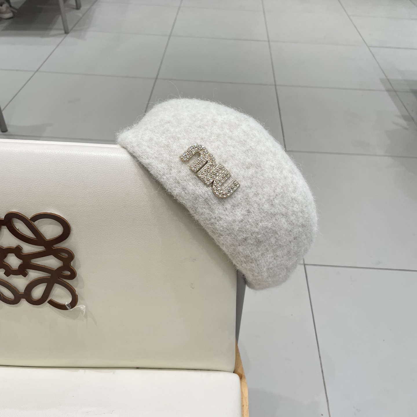 缪缪miumiu大头围贝雷帽女秋冬季毛绒韩版百搭60英伦复古6系画家帽蓓蕾帽