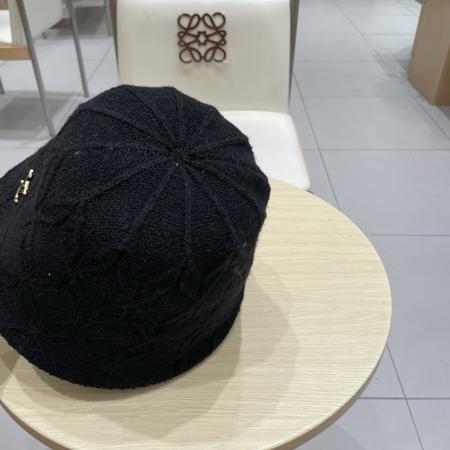 lv路易威登菱形格针织渔夫帽子女秋冬粉红色显脸小水桶帽防晒盆帽