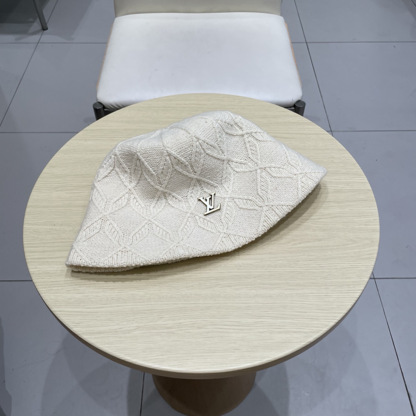 lv路易威登菱形格针织渔夫帽子女秋冬粉红色显脸小水桶帽防晒盆帽