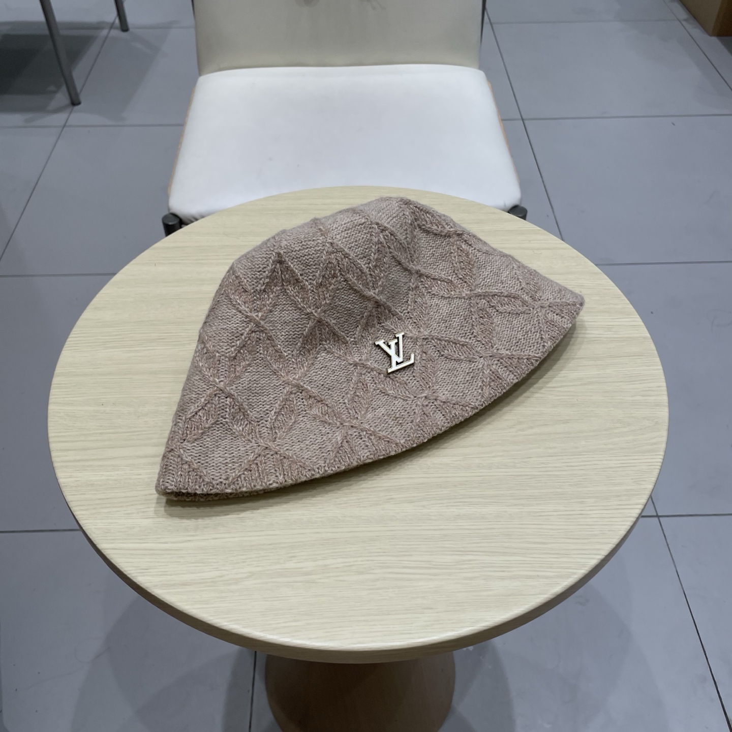 lv路易威登菱形格针织渔夫帽子女秋冬粉红色显脸小水桶帽防晒盆帽