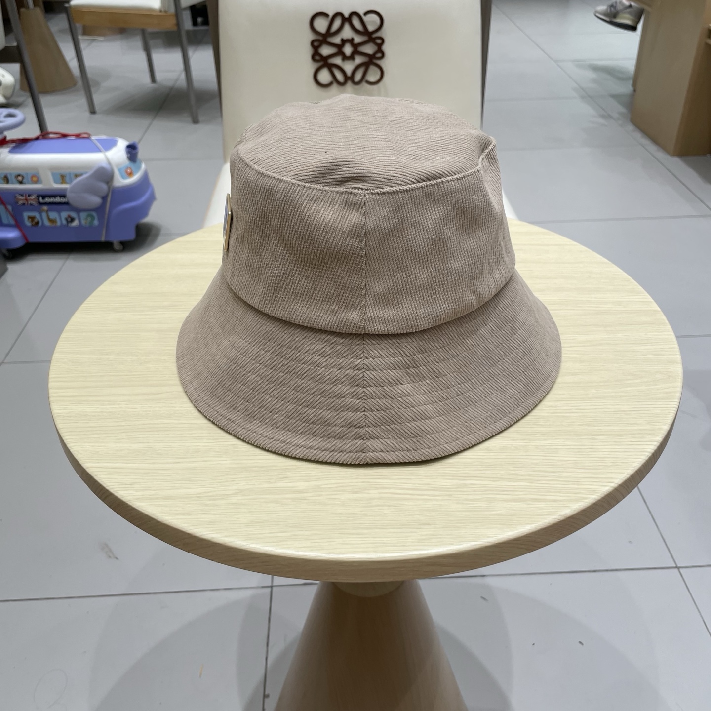 香奈儿Chanel-秋款新款渔夫帽，经典小香风头围57cm～