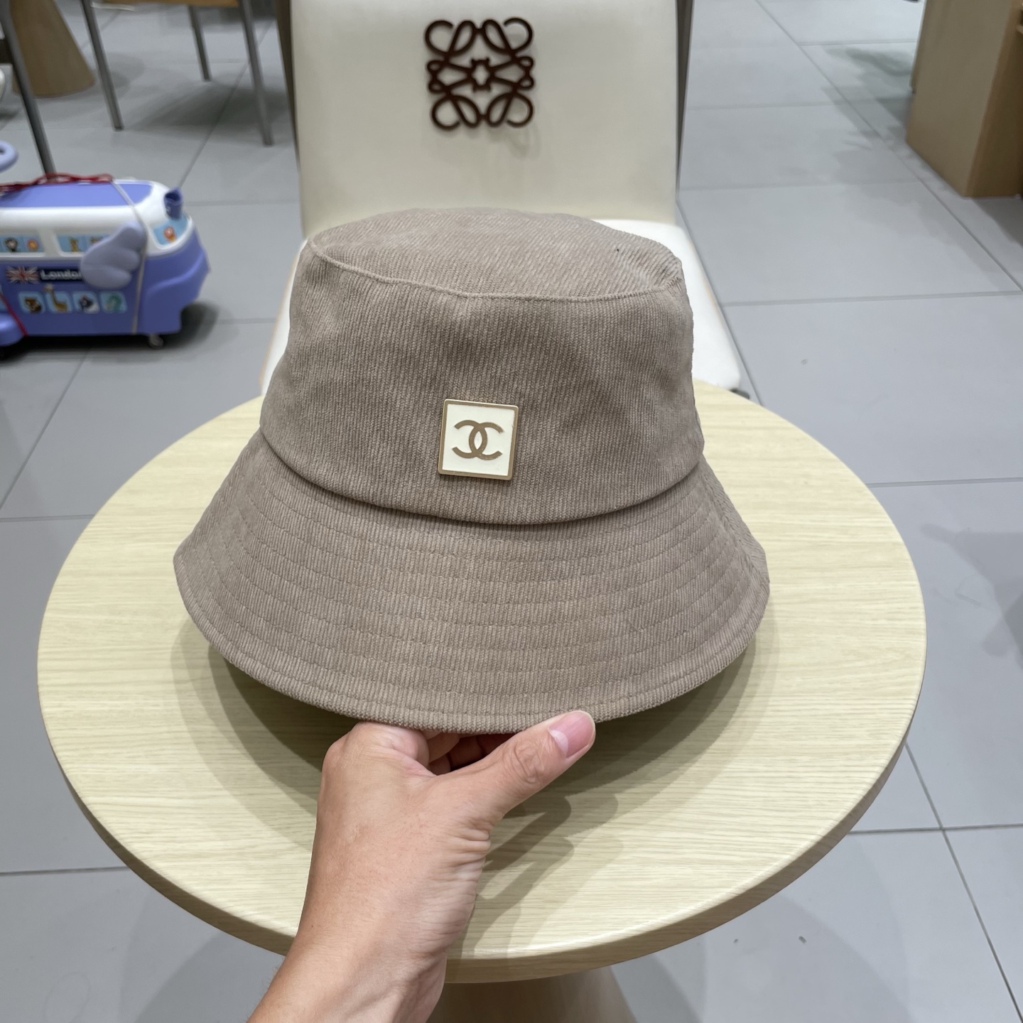 香奈儿Chanel-秋款新款渔夫帽，经典小香风头围57cm～