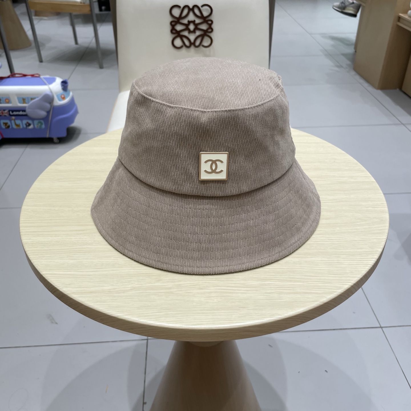 香奈儿Chanel-秋款新款渔夫帽，经典小香风头围57cm～
