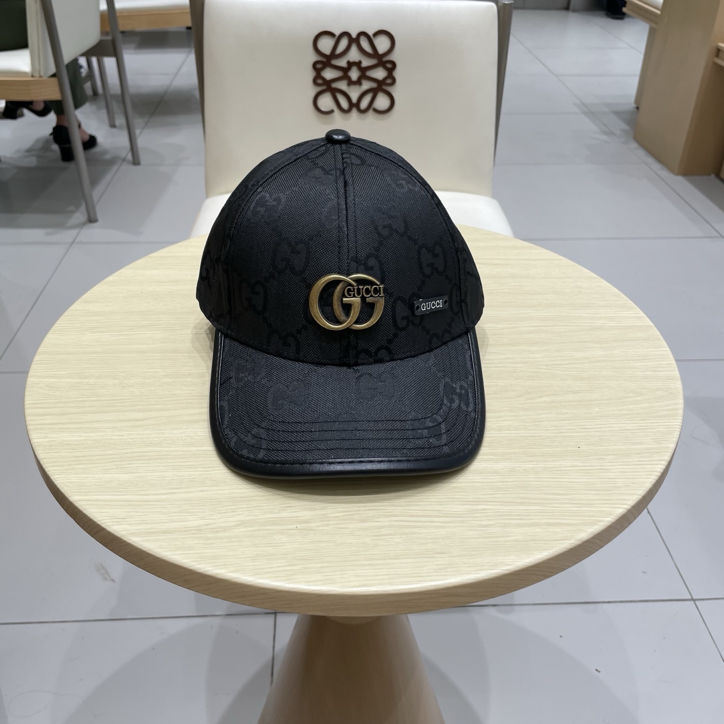 NO:580517,GUCCI Gucci baseball cap, the craftsmanship is very exquisite, high-end and classy!  Low-key luxury, easy to carry!  Hats bucket hat, baseball cap, knitted hat, hat, gucci, espadrilles, hats19860909GUCCI古奇棒球帽 工艺非常精美 高档大气上档次！低调奢华,方便携带！帽子渔夫帽棒球帽针织帽,帽子,gucci,espadrilles,hats,hat