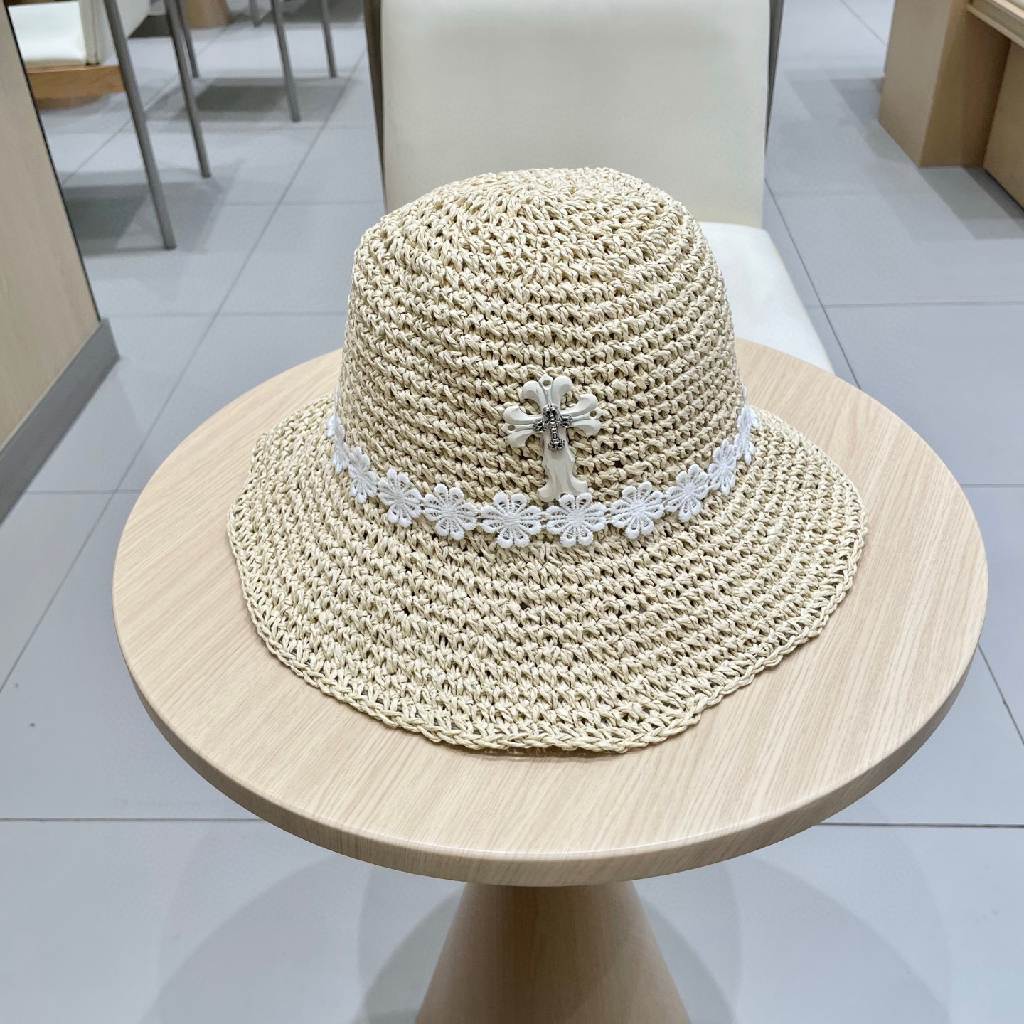  克罗心气质甜美蕾丝花朵草帽女休闲海边沙滩大檐遮阳草编帽子淑女度假风