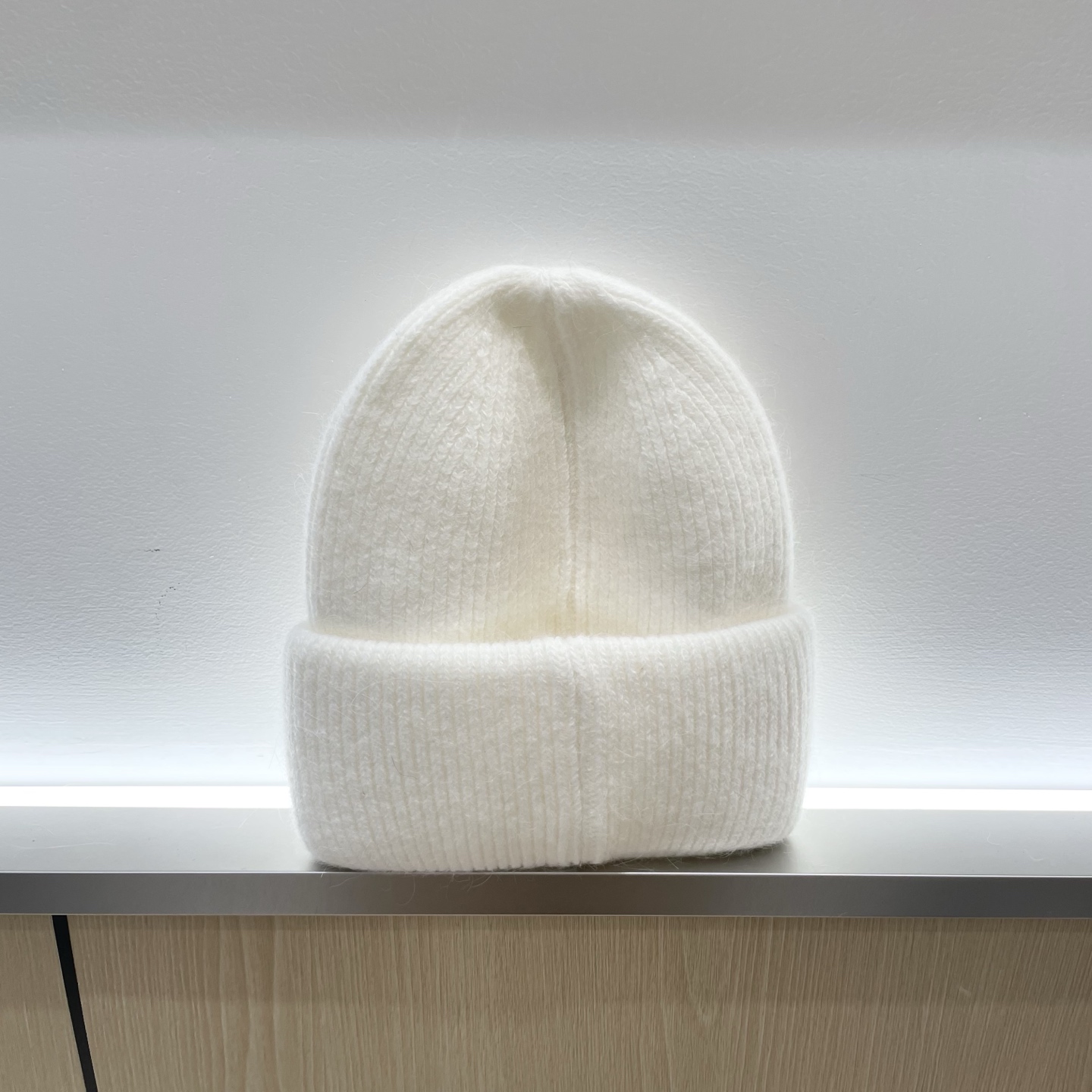  ＬＯＥＷＥ罗意威新款针织毛线帽，专柜新款，男女通用