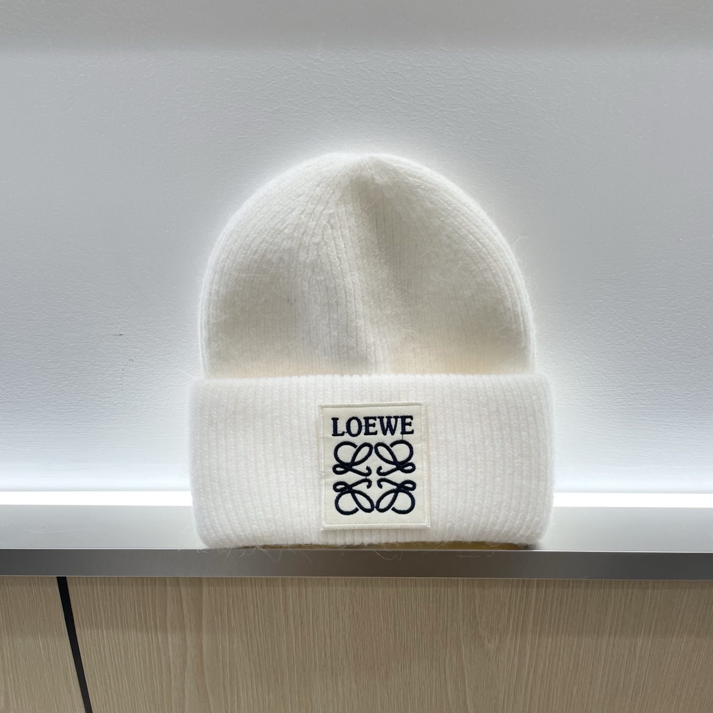  ＬＯＥＷＥ罗意威新款针织毛线帽，专柜新款，男女通用