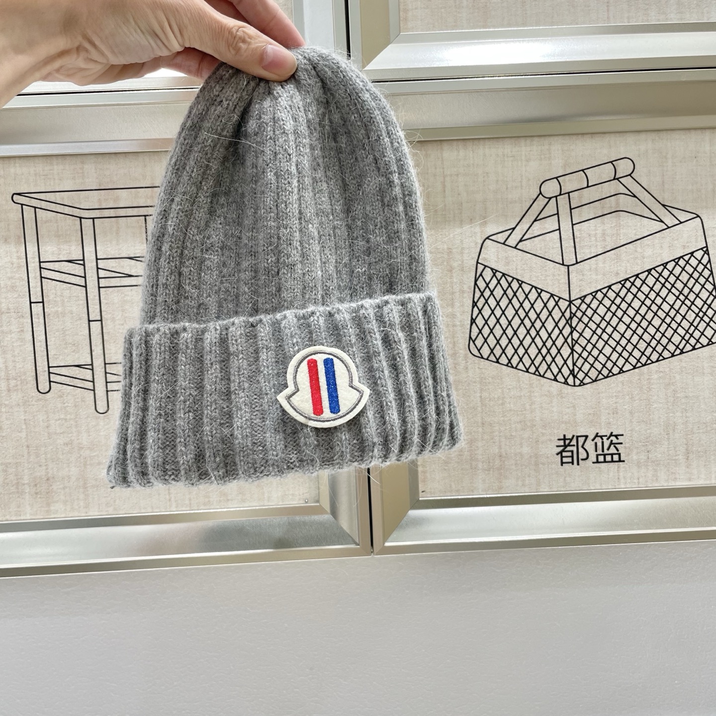   蒙口Moncler盟可睐💥官网经典针织帽，原单复刻.非常柔软亲肤，弹性很好💓有质感又非常百搭的款式~