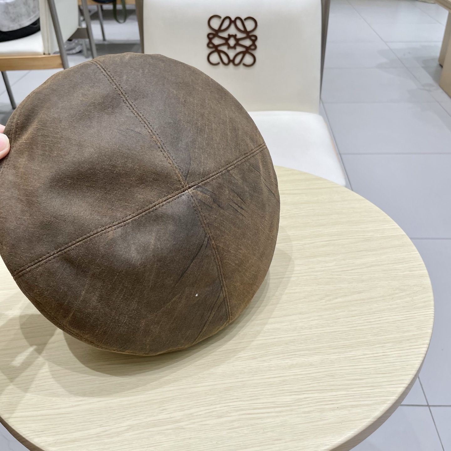  chanel香奈儿秋冬复古麂皮绒贝雷帽韩系文艺百搭画家帽平顶港式显脸小黑帽子女