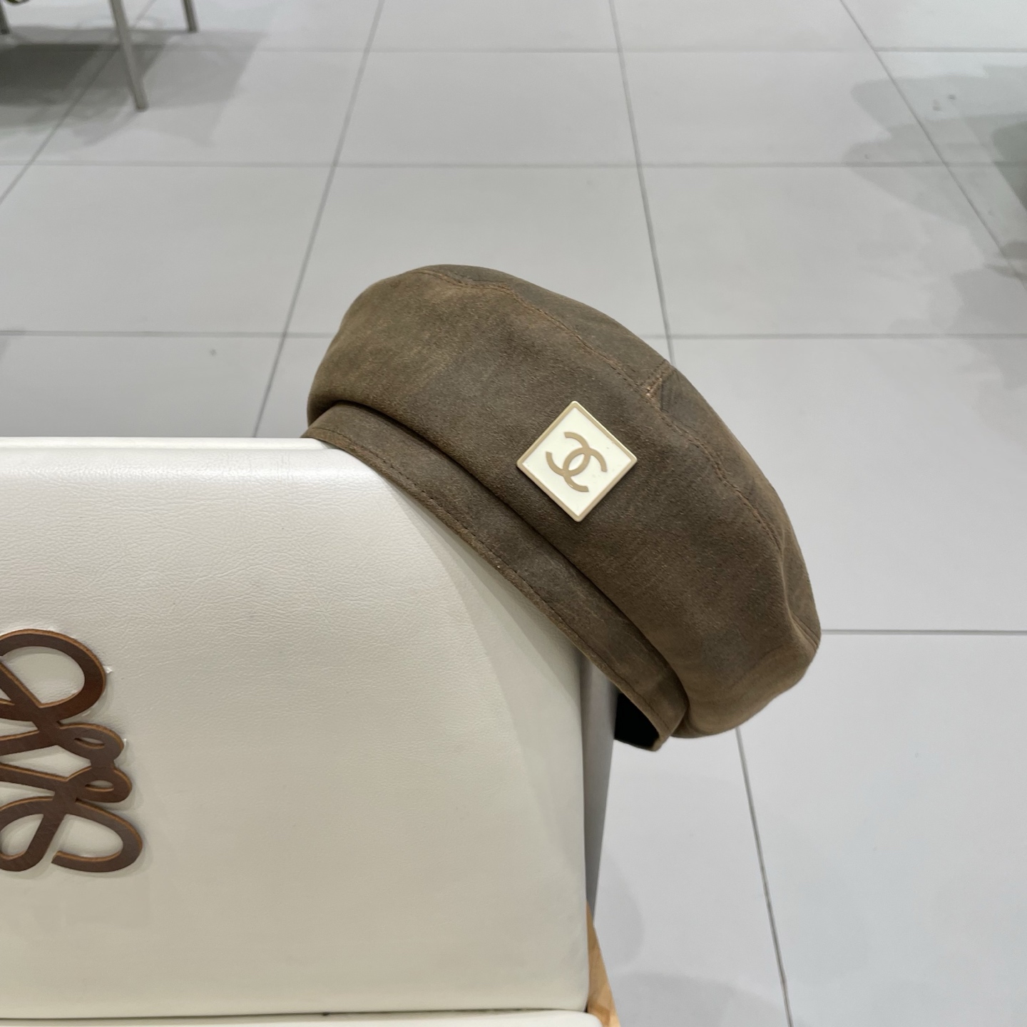  chanel香奈儿秋冬复古麂皮绒贝雷帽韩系文艺百搭画家帽平顶港式显脸小黑帽子女